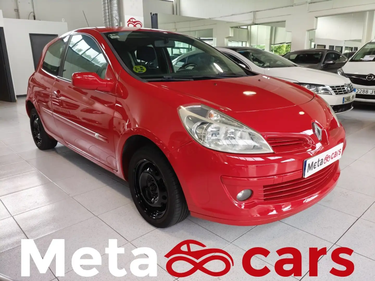 Renault Clio 1.5DCI Emotion 85 eco2 Rouge - 1