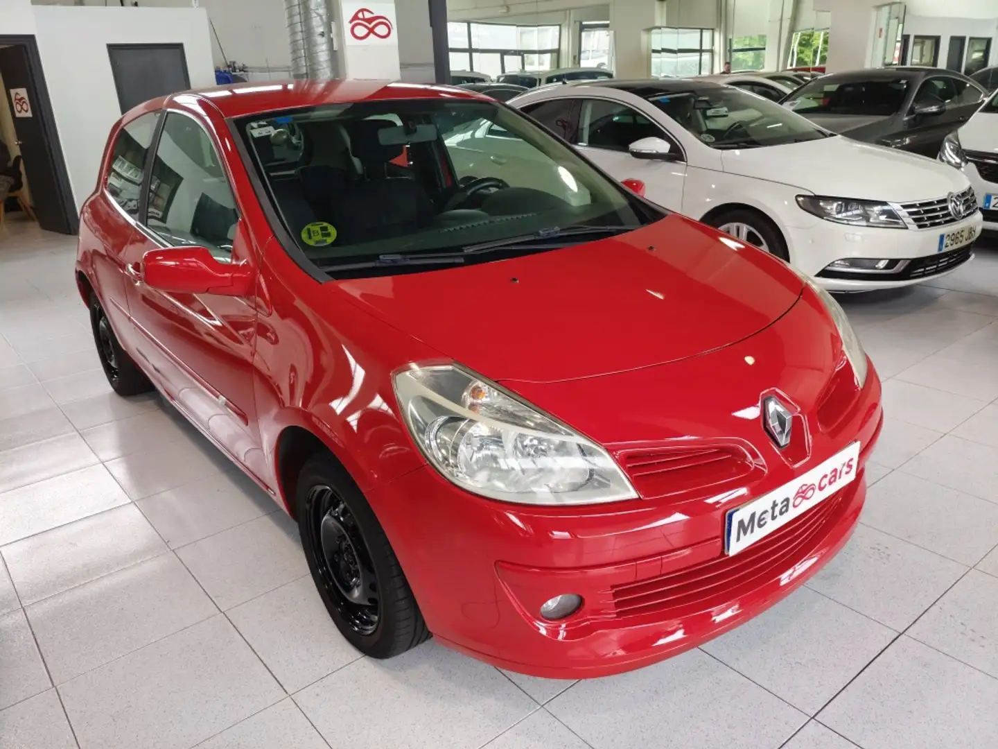 Renault Clio 1.5DCI Emotion 85 eco2 Rouge - 2