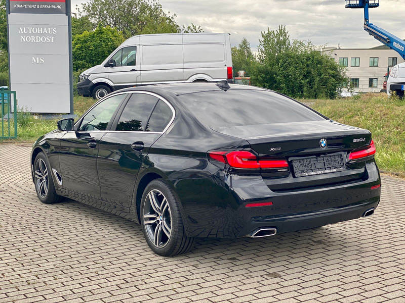 BMW 520 d xDrive Navi AHK 18 Zoll Standheizung — photo 4