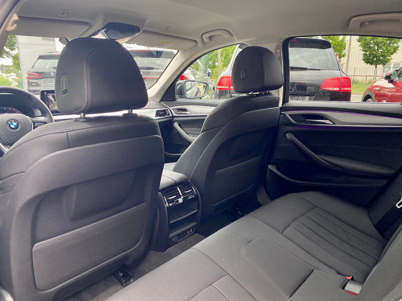 BMW 520 d xDrive Navi AHK 18 Zoll Standheizung — photo 10