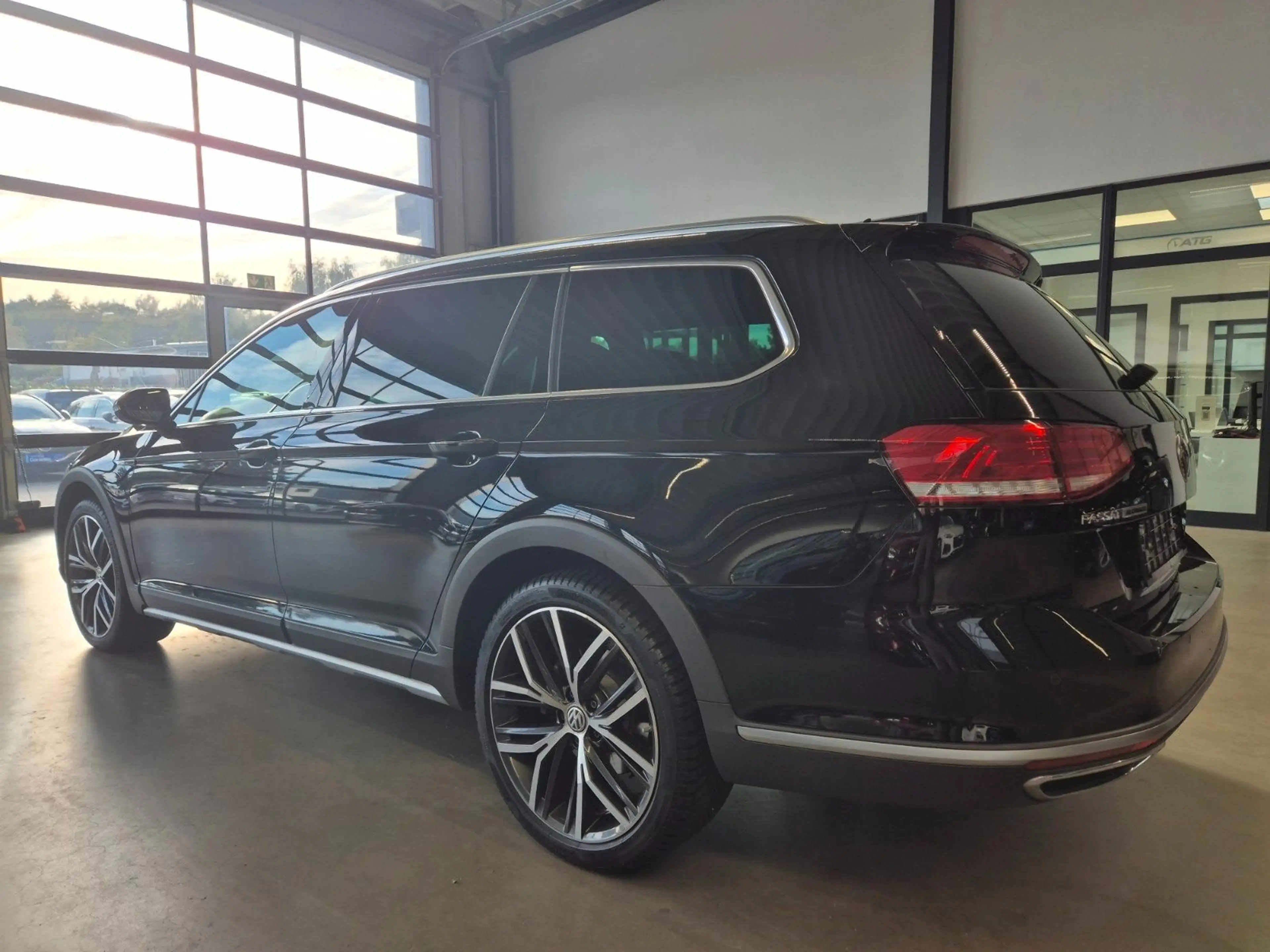 Volkswagen Passat Variant PASSAT ALLTRACK 2.0TDI 4M NAVI 360CAMERA ACC AHK — photo 6