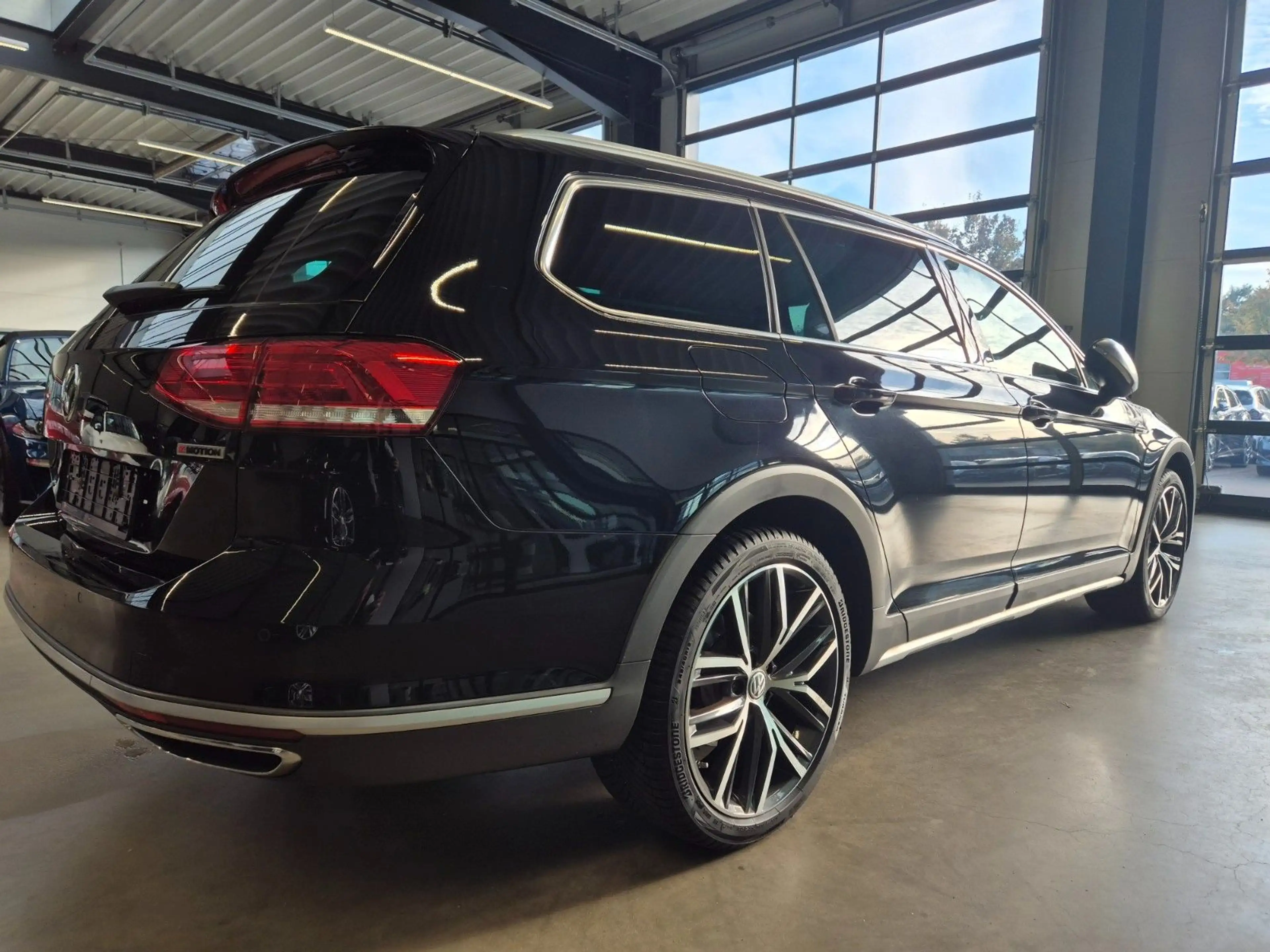 Volkswagen Passat Variant PASSAT ALLTRACK 2.0TDI 4M NAVI 360CAMERA ACC AHK — photo 5