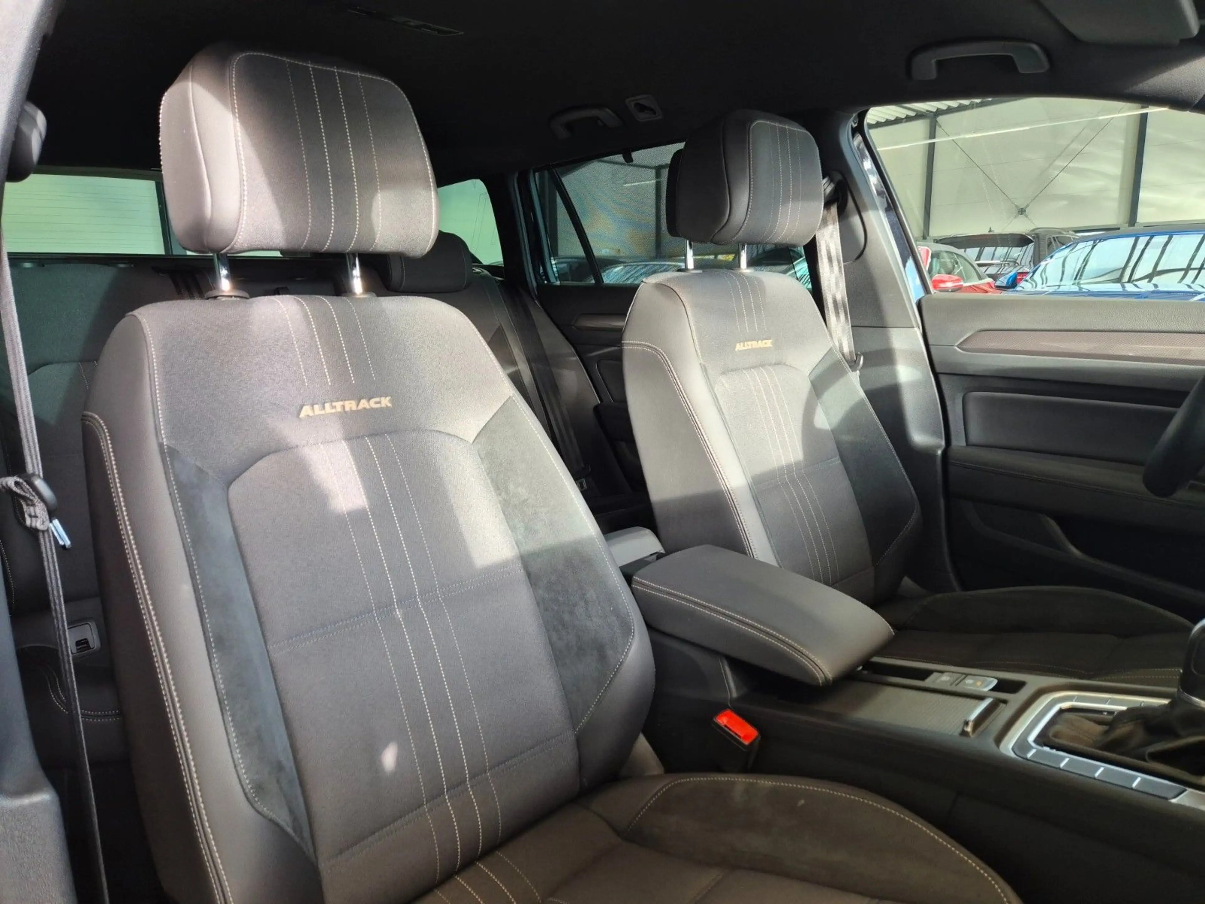 Volkswagen Passat Variant PASSAT ALLTRACK 2.0TDI 4M NAVI 360CAMERA ACC AHK — photo 9