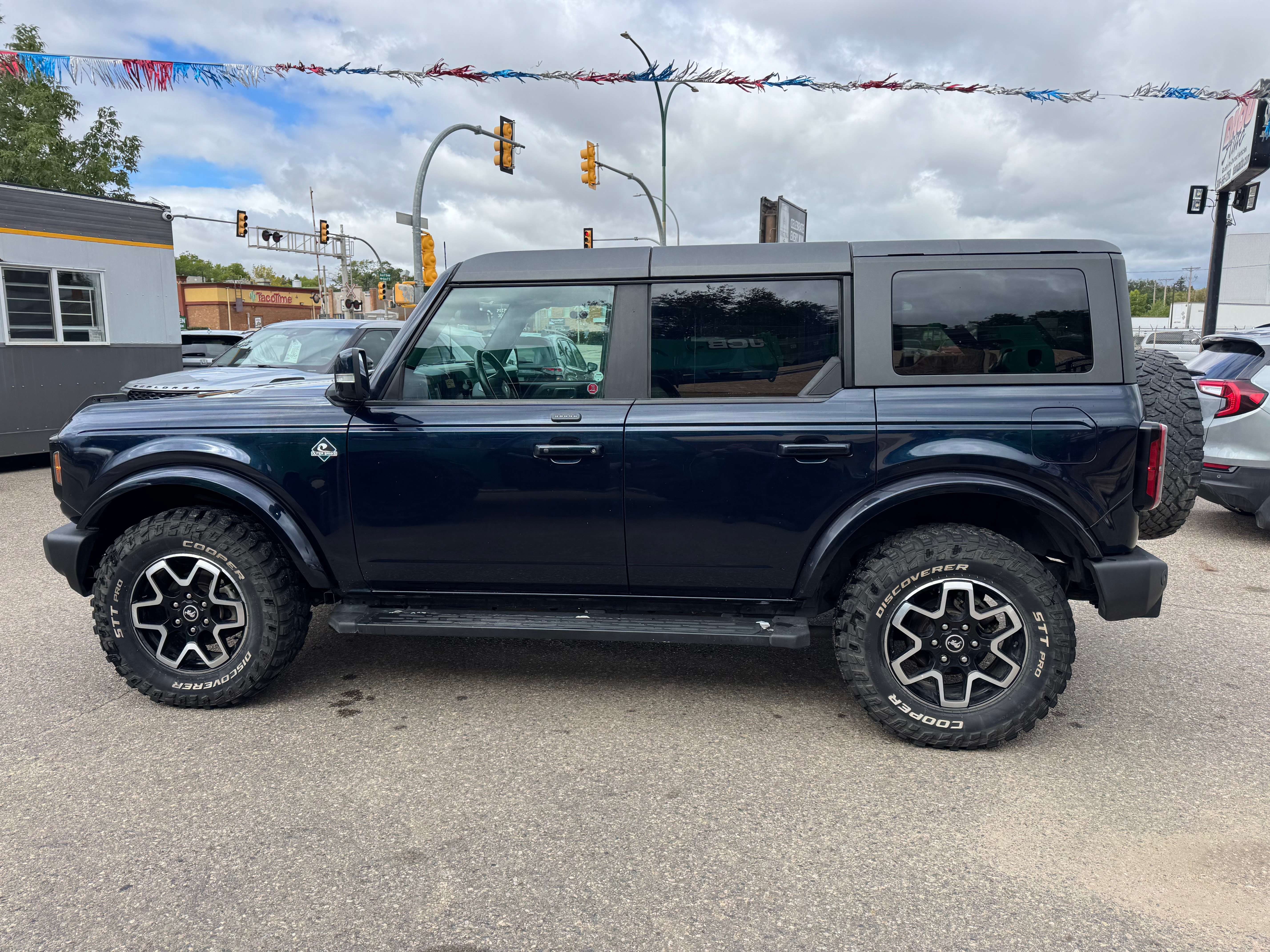 2021 Ford Bronco Outer Banks-2.7L-NEW TIRES/SHOCKS — снимка 1