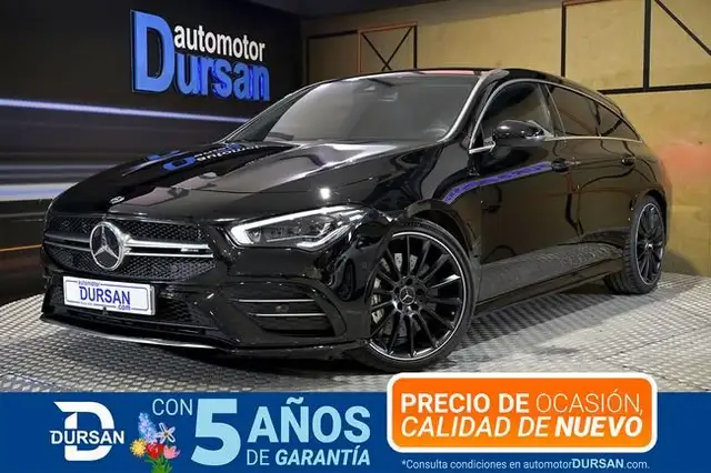 Mercedes-Benz CLA 35 AMG MercedesAMG 4MATIC Shooting Bra