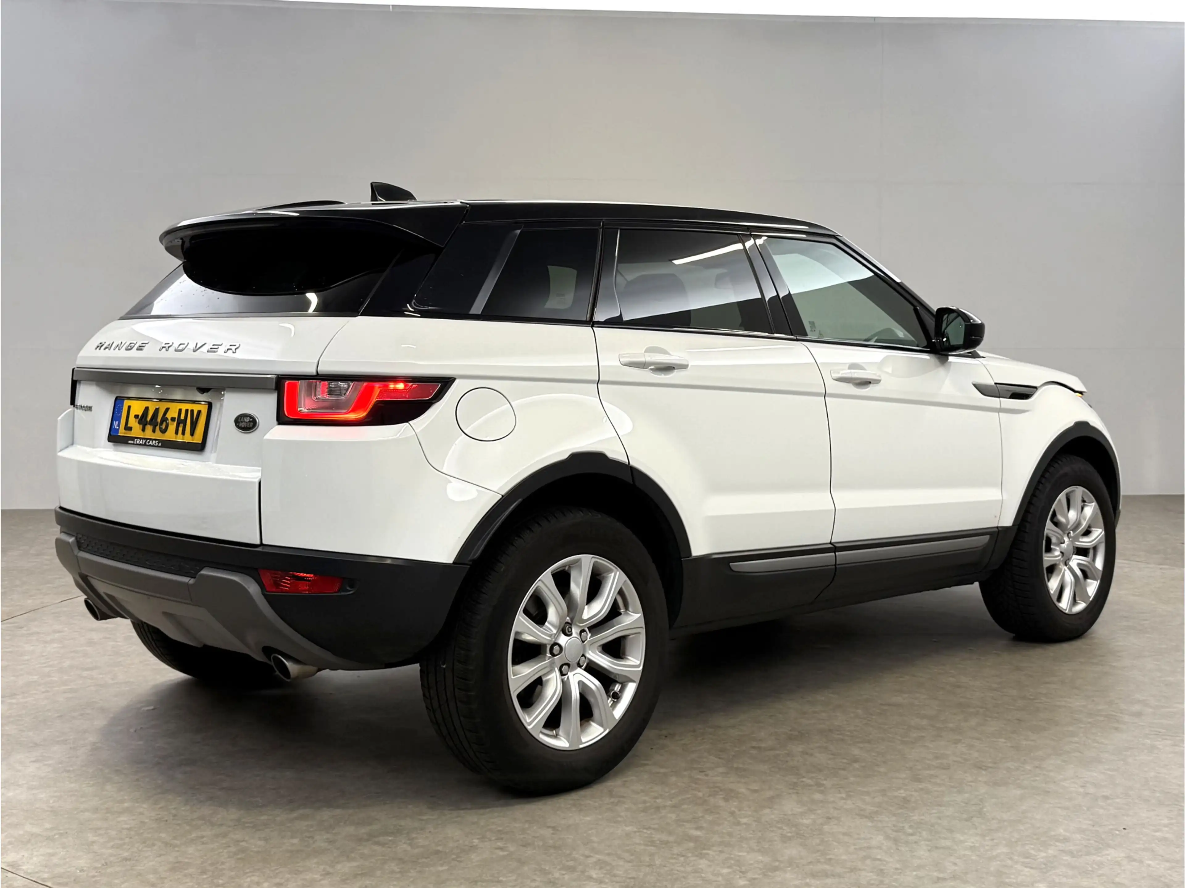 Land Rover Range Rover Evoque 2.0 TD4 HSE | EXPORT | Camera | Cruise | Memory | — photo 12