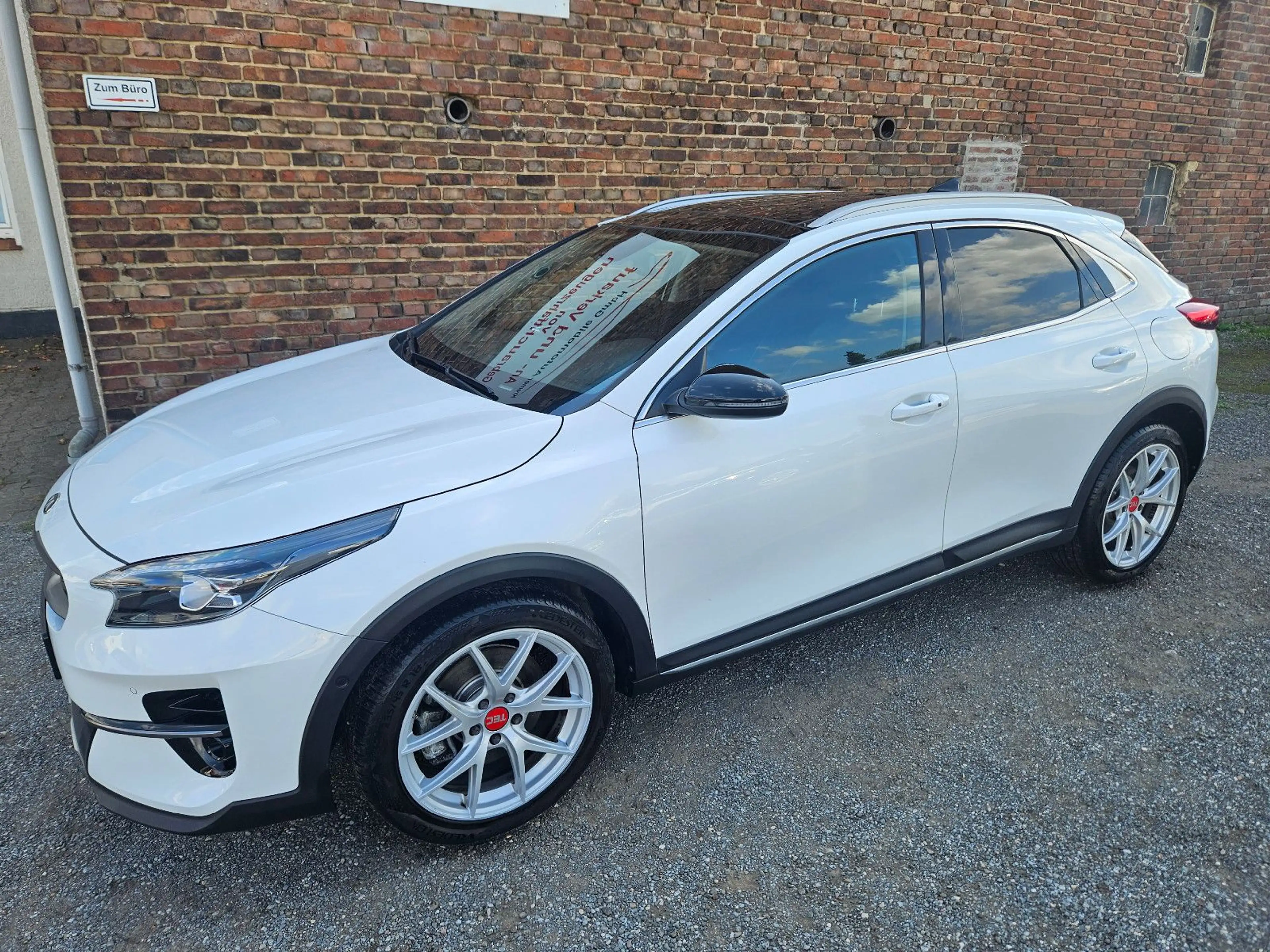 Kia XCeed Platinum Edition