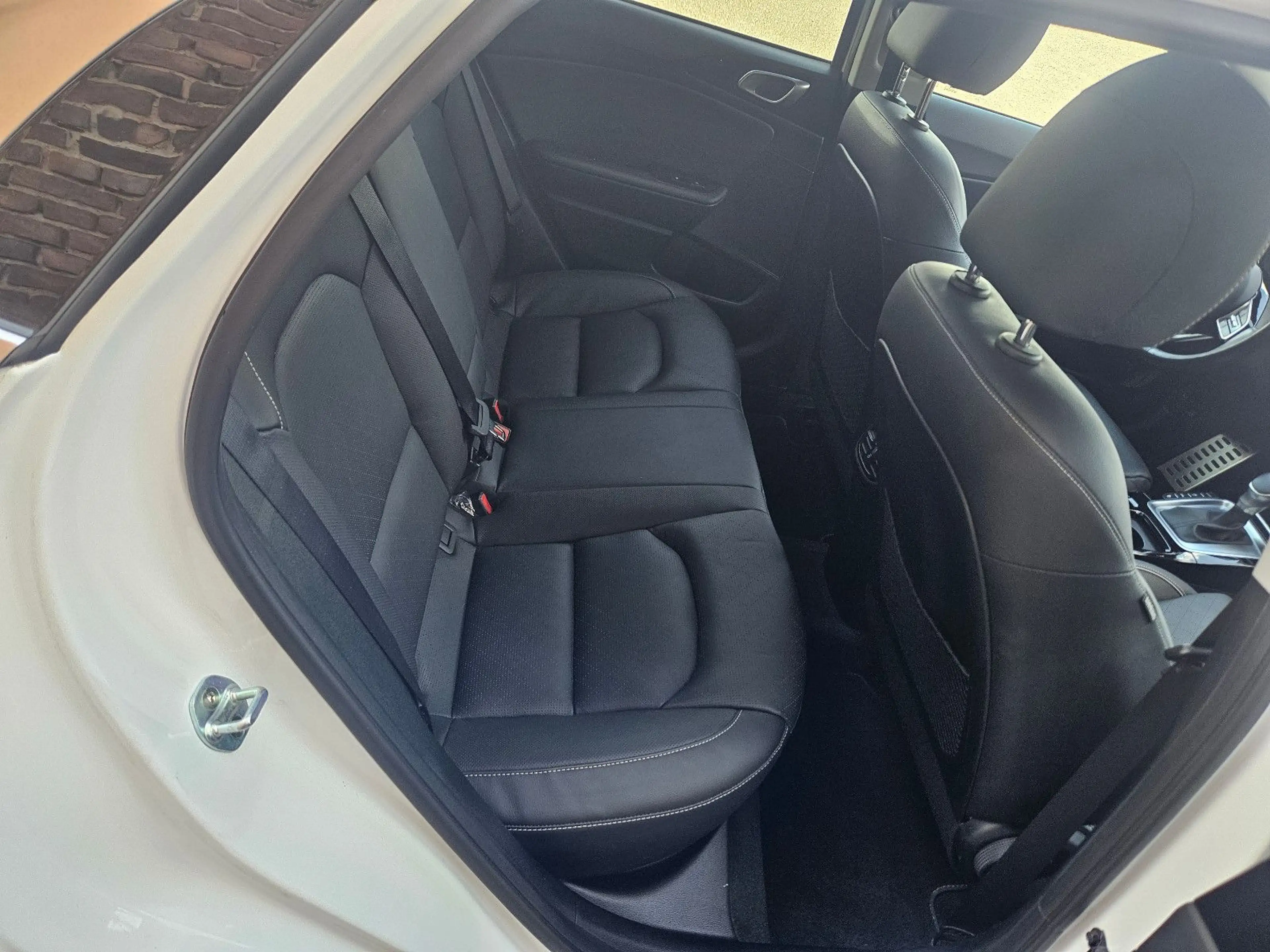 Kia XCeed Platinum Edition — photo 11