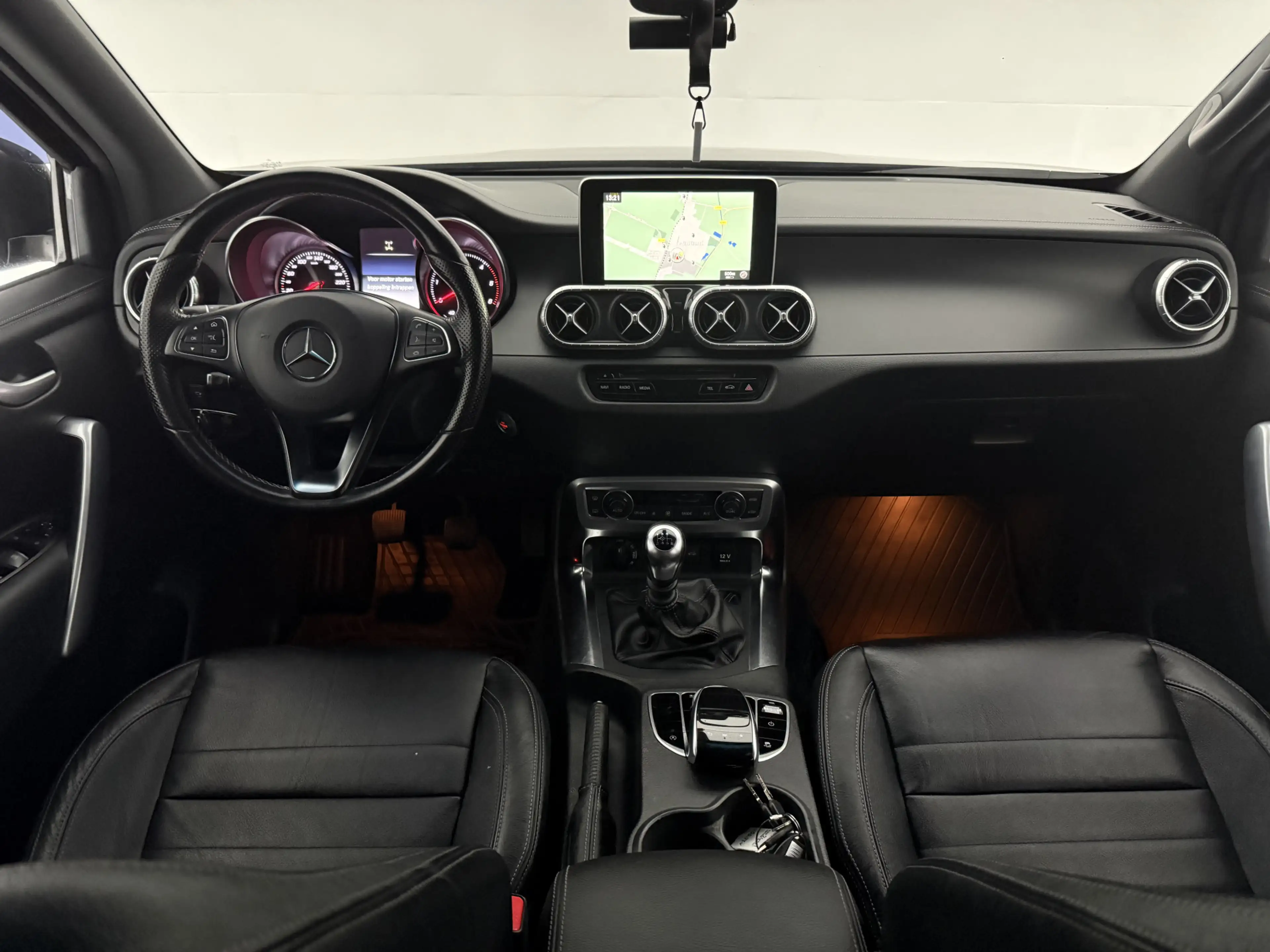 Mercedes-Benz X 250 XL 5 Zits D 4 Matic Power 4x4 | Dubbele Cabine | 3 — photo 2