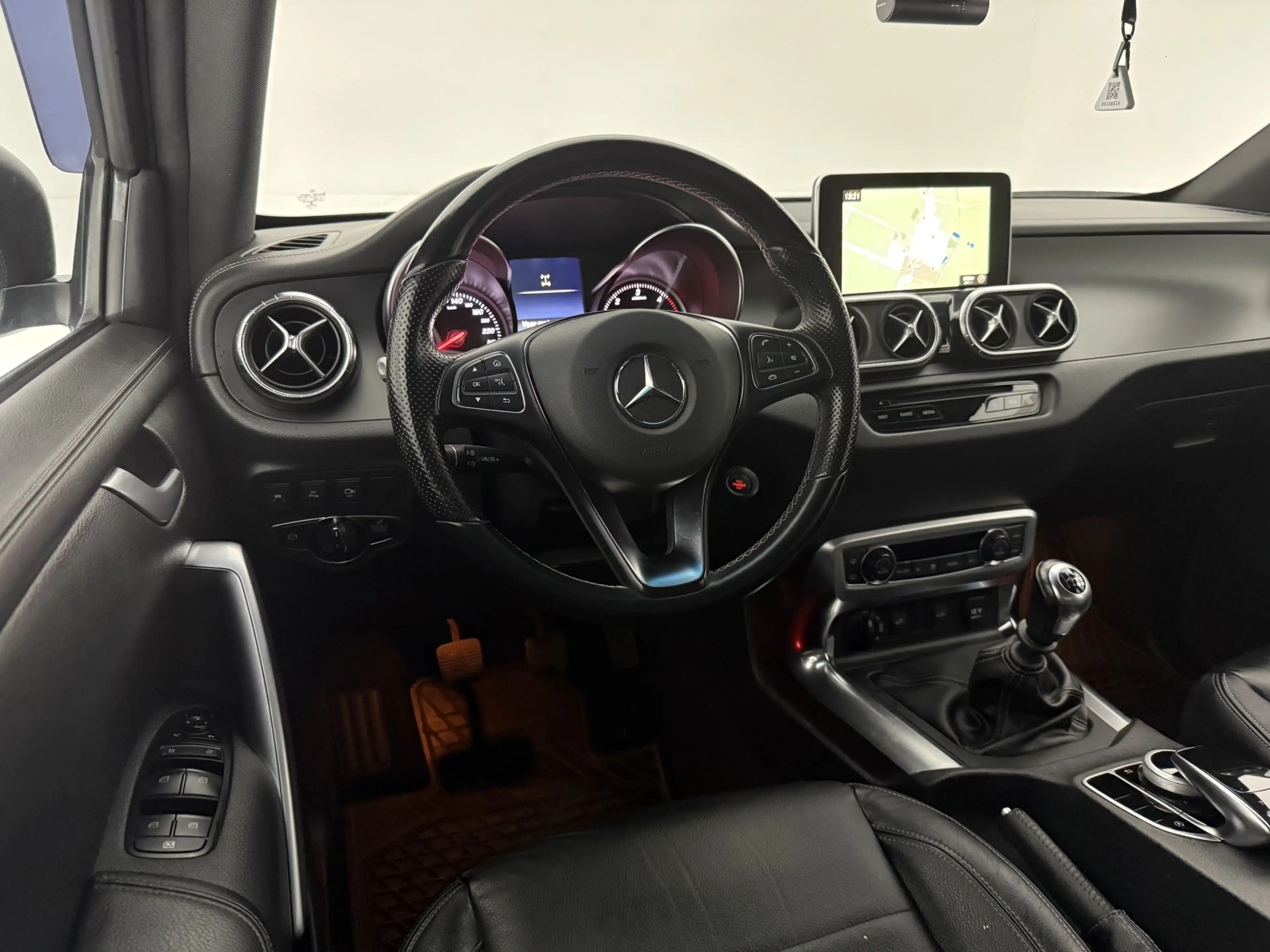 Mercedes-Benz X 250 XL 5 Zits D 4 Matic Power 4x4 | Dubbele Cabine | 3 — photo 32