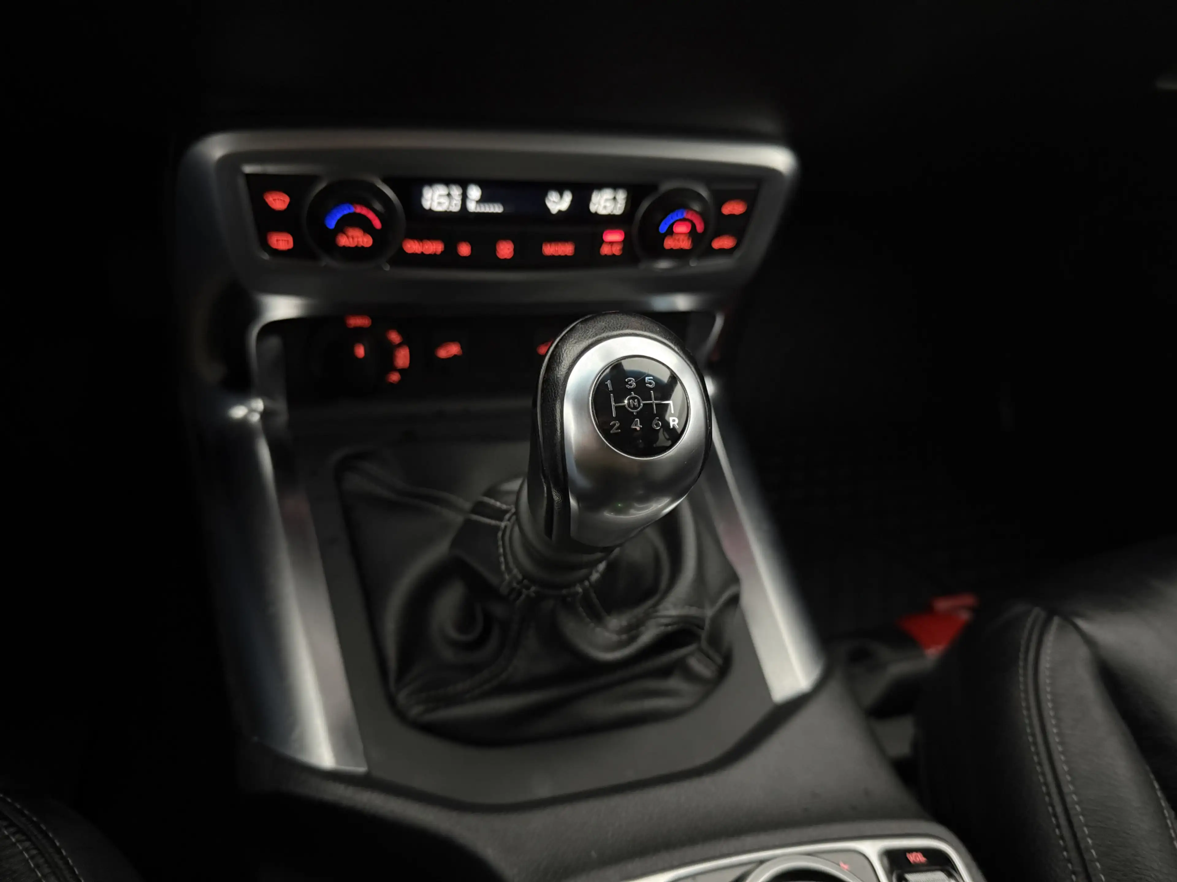 Mercedes-Benz X 250 XL 5 Zits D 4 Matic Power 4x4 | Dubbele Cabine | 3 — photo 28