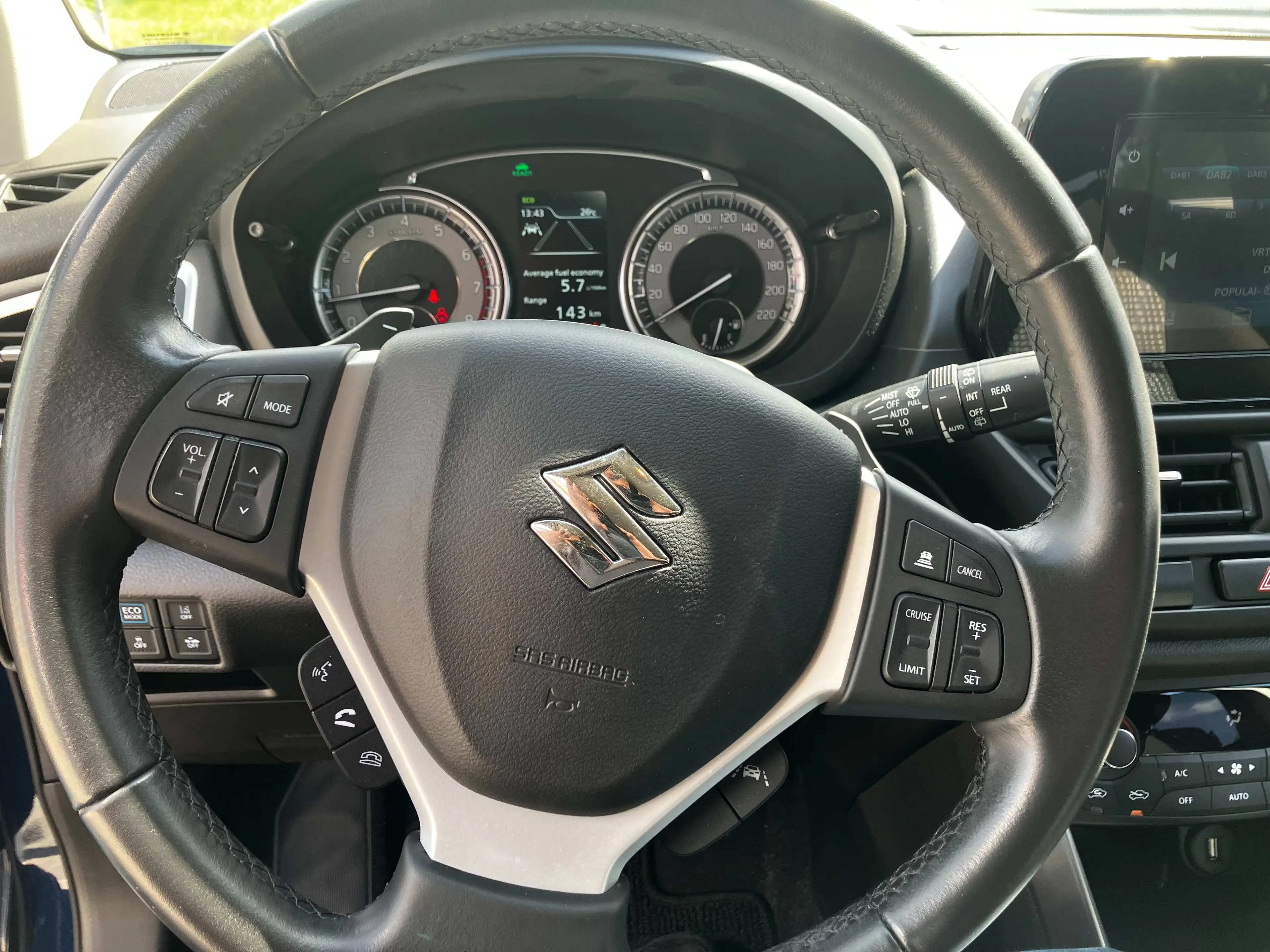Suzuki S-Cross S-Cross HEV 1.5 DualJet Hybrid GL+ — photo 7