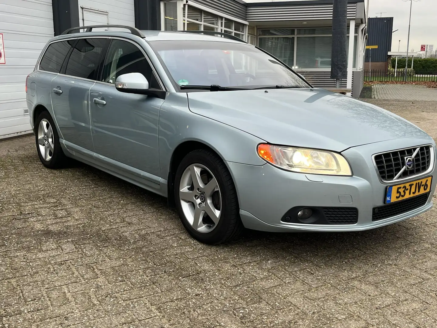 Volvo V70 2.5FT Summum Modrá - 2