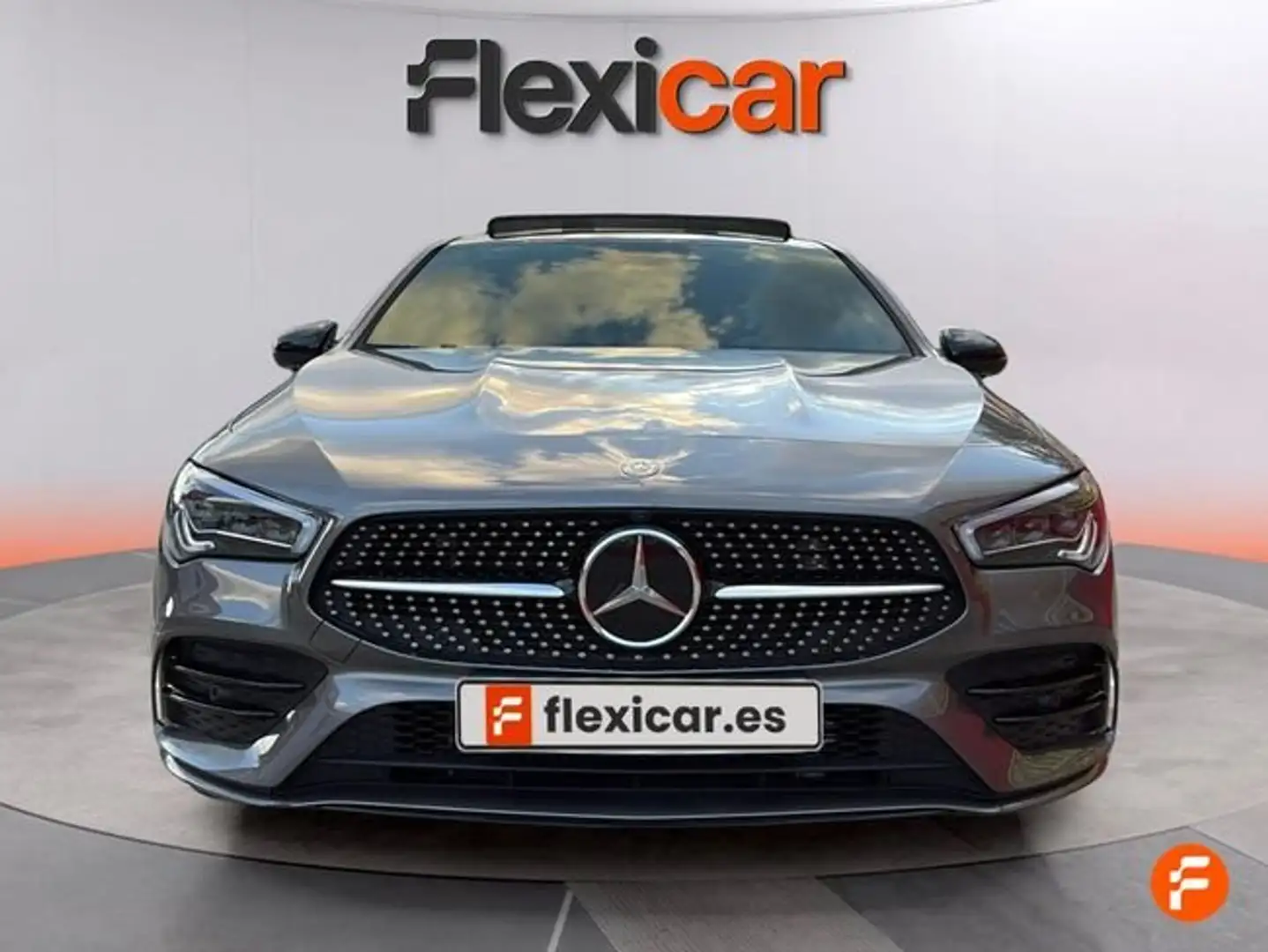 Mercedes-Benz CLA 200 Gris - 2