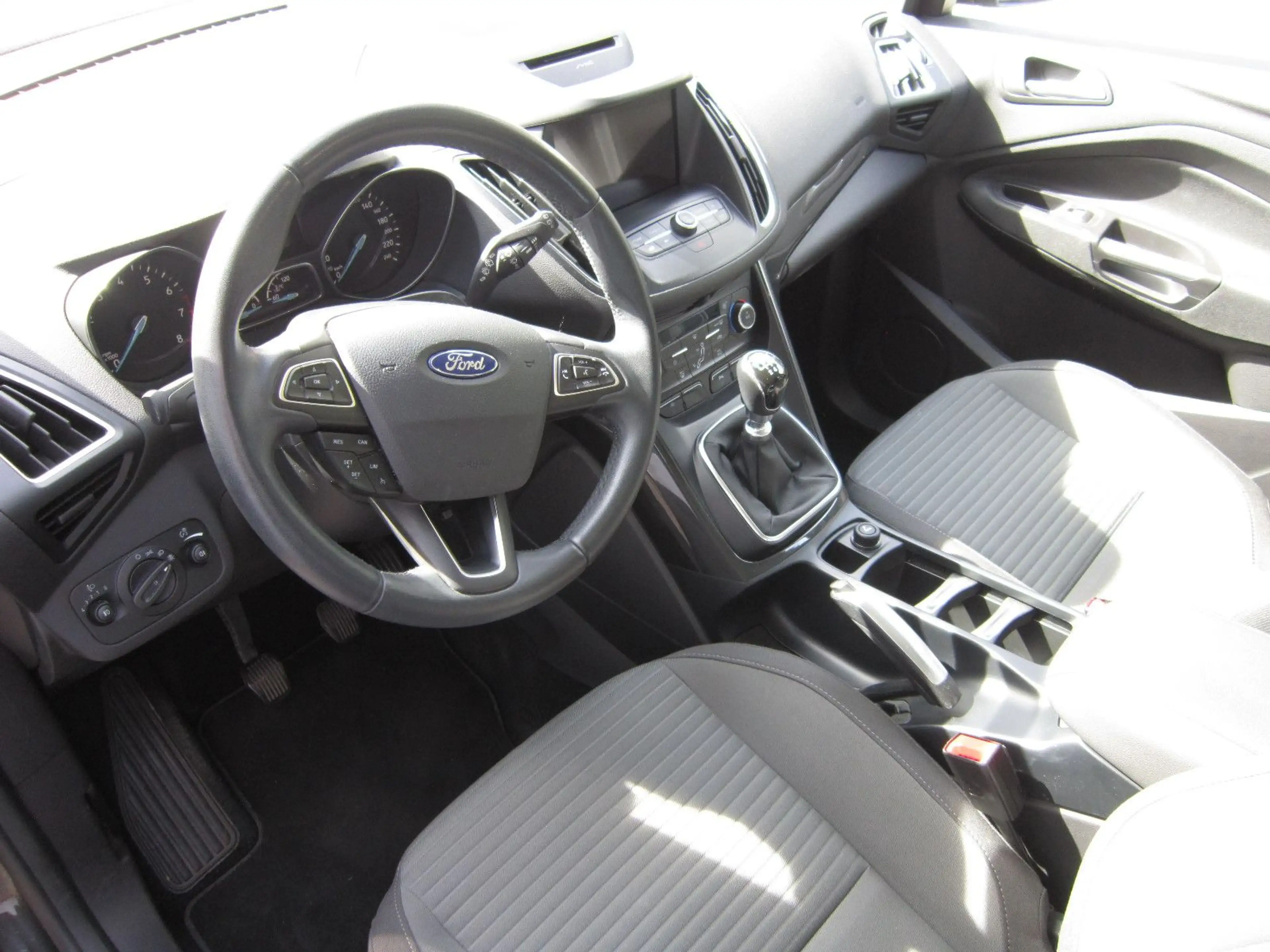 Ford C-Max C-MAX Titanium — photo 11