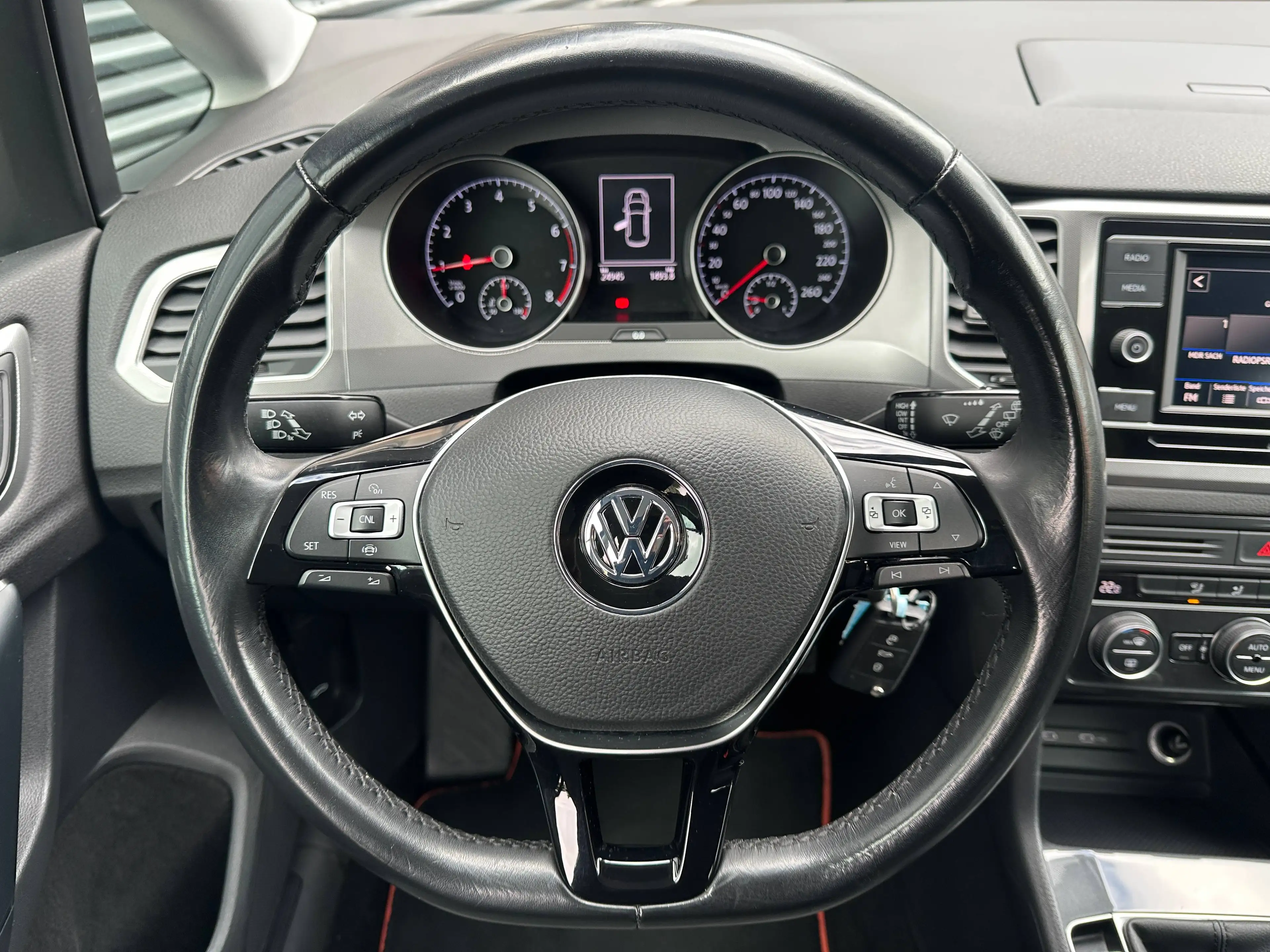 Volkswagen Golf Sportsvan 1.0 TSI +ALU+PDC+24TKM+GARANTIE+ — photo 9