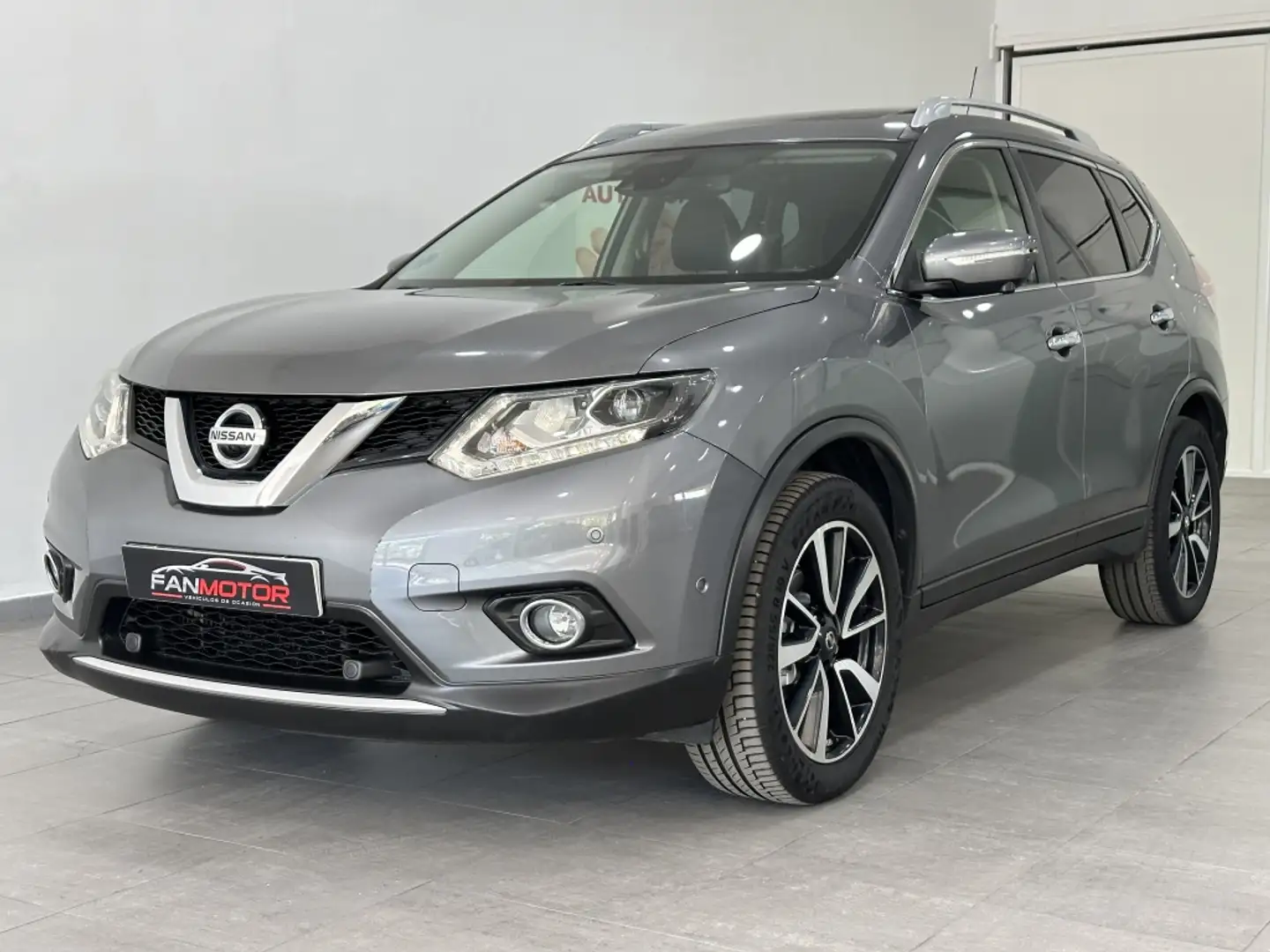 Nissan X-Trail 1.6 dCi Tekna 4x2 XTronic Gris - 2