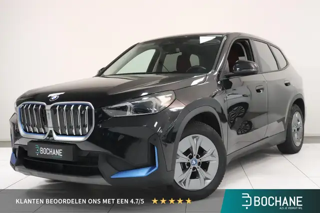 BMW iX1 xDrive30 Launch Edition 67 kWh | PANO | Camera | S