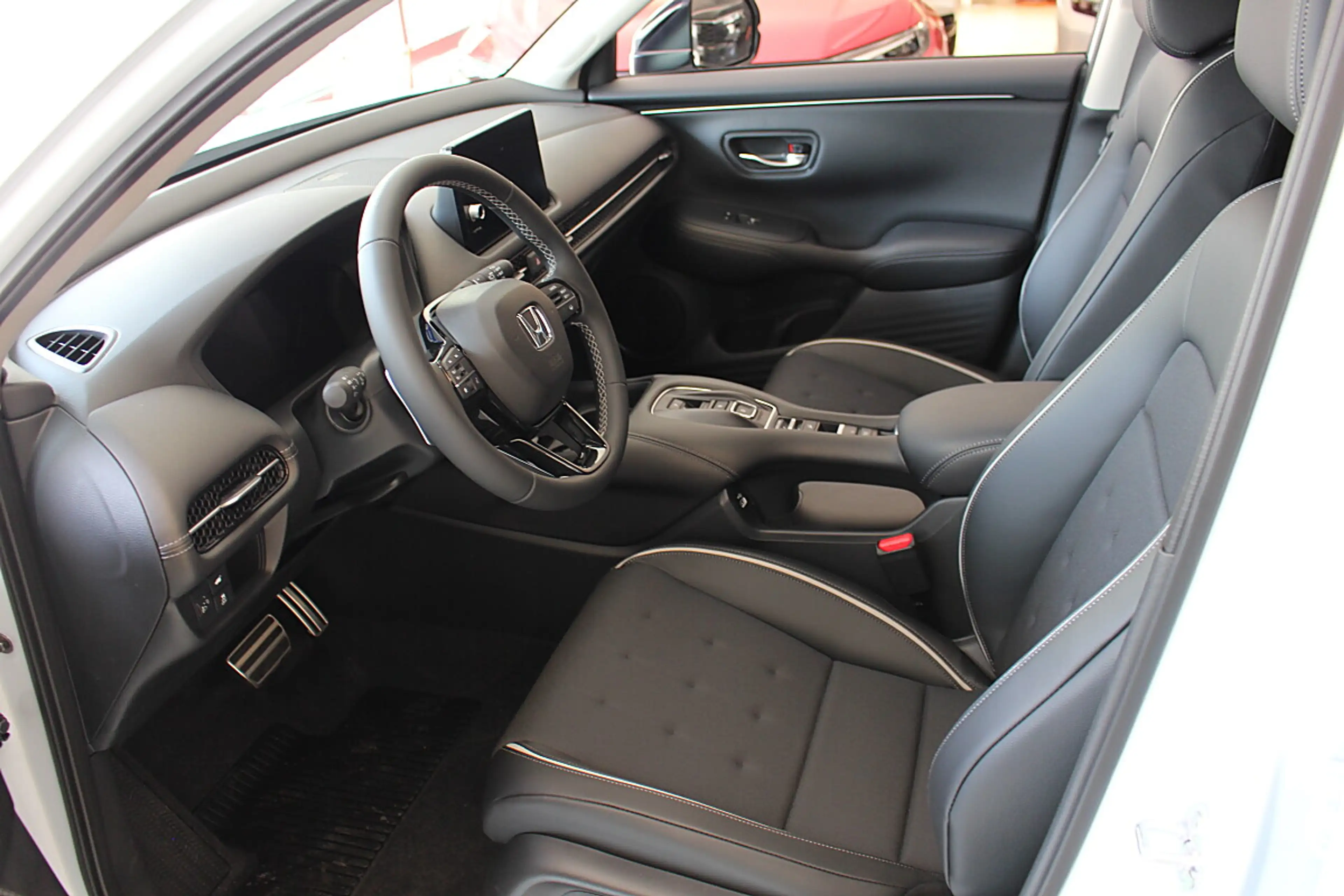 Honda ZR-V 2,0 i-MMD Hybrid Sport Aut. Selbstladend — photo 9