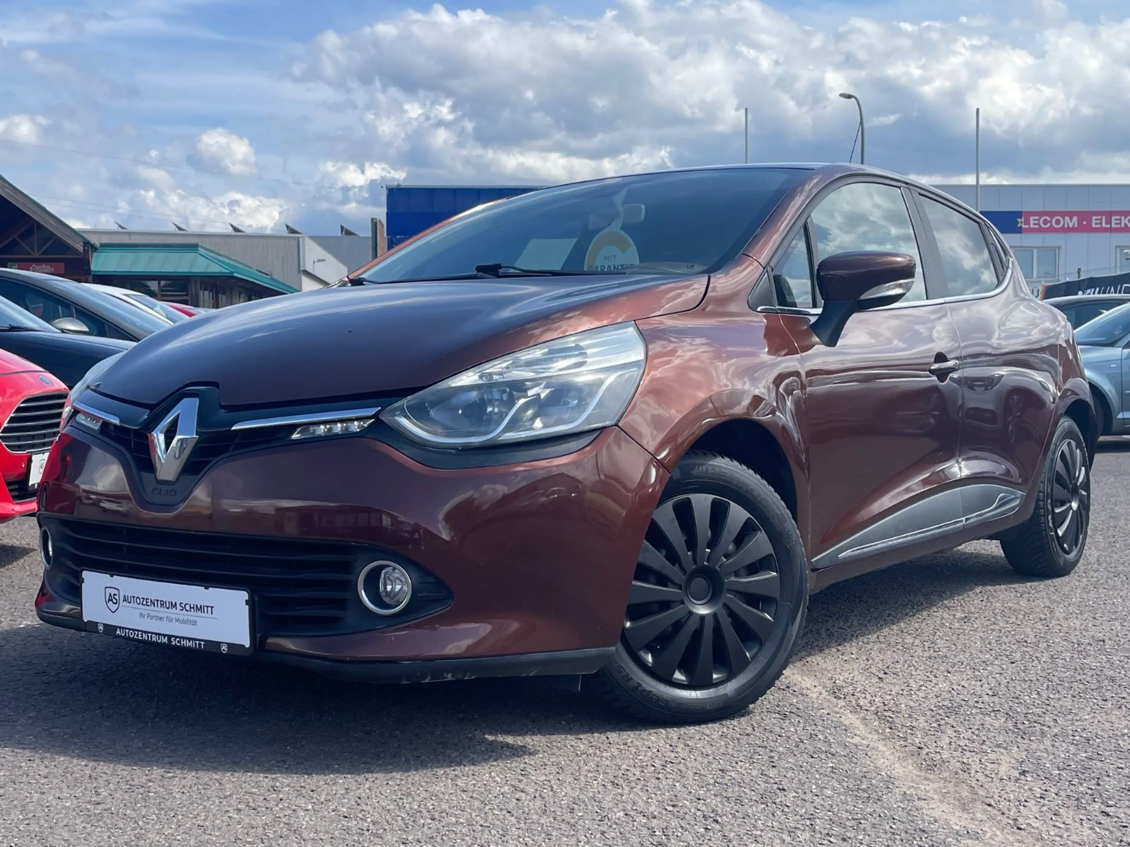 Renault Clio IV Luxe/TÜV-10/2027/GARANTIE