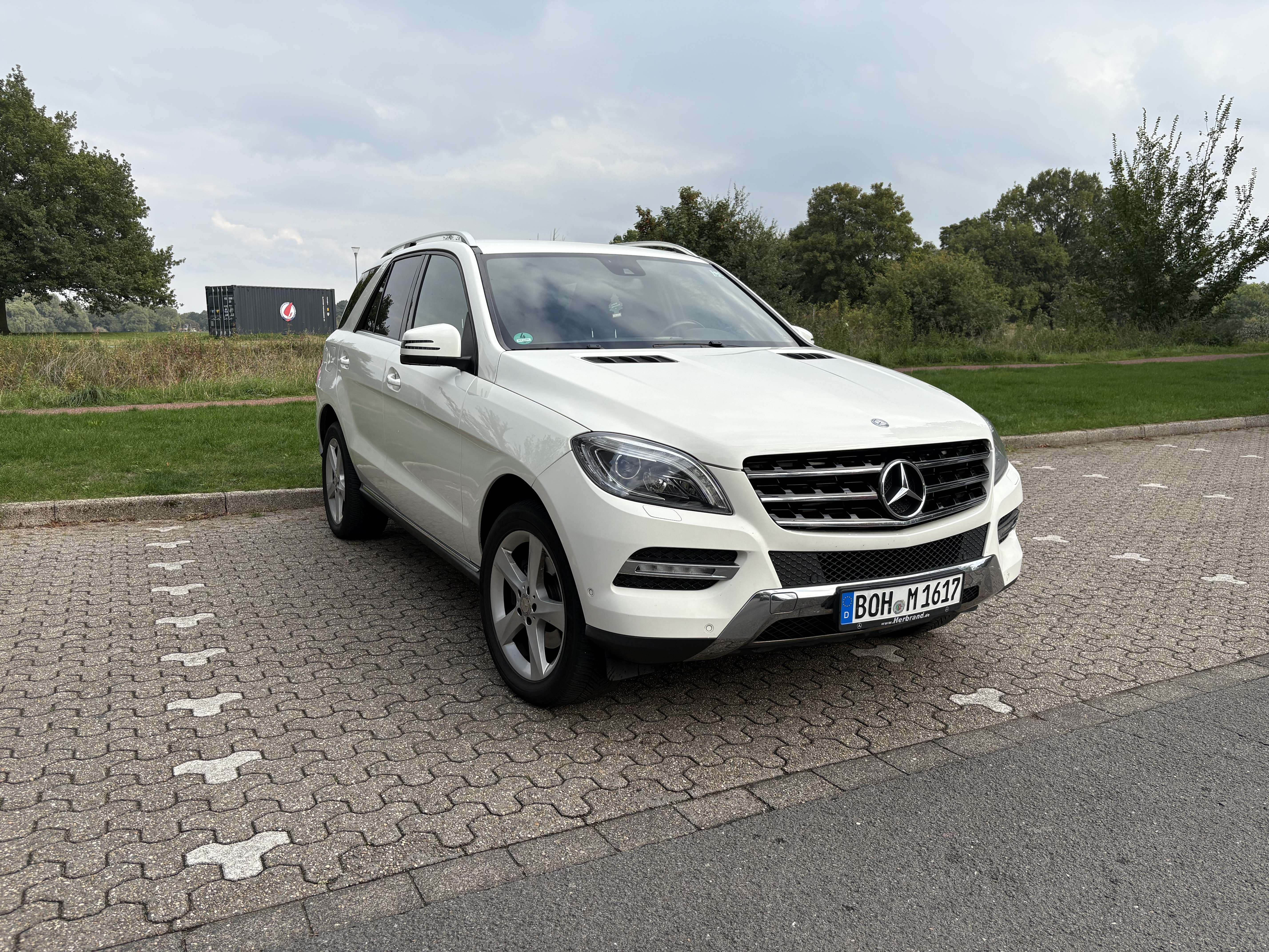 Second hand Mercedes Benz Ml-Class 