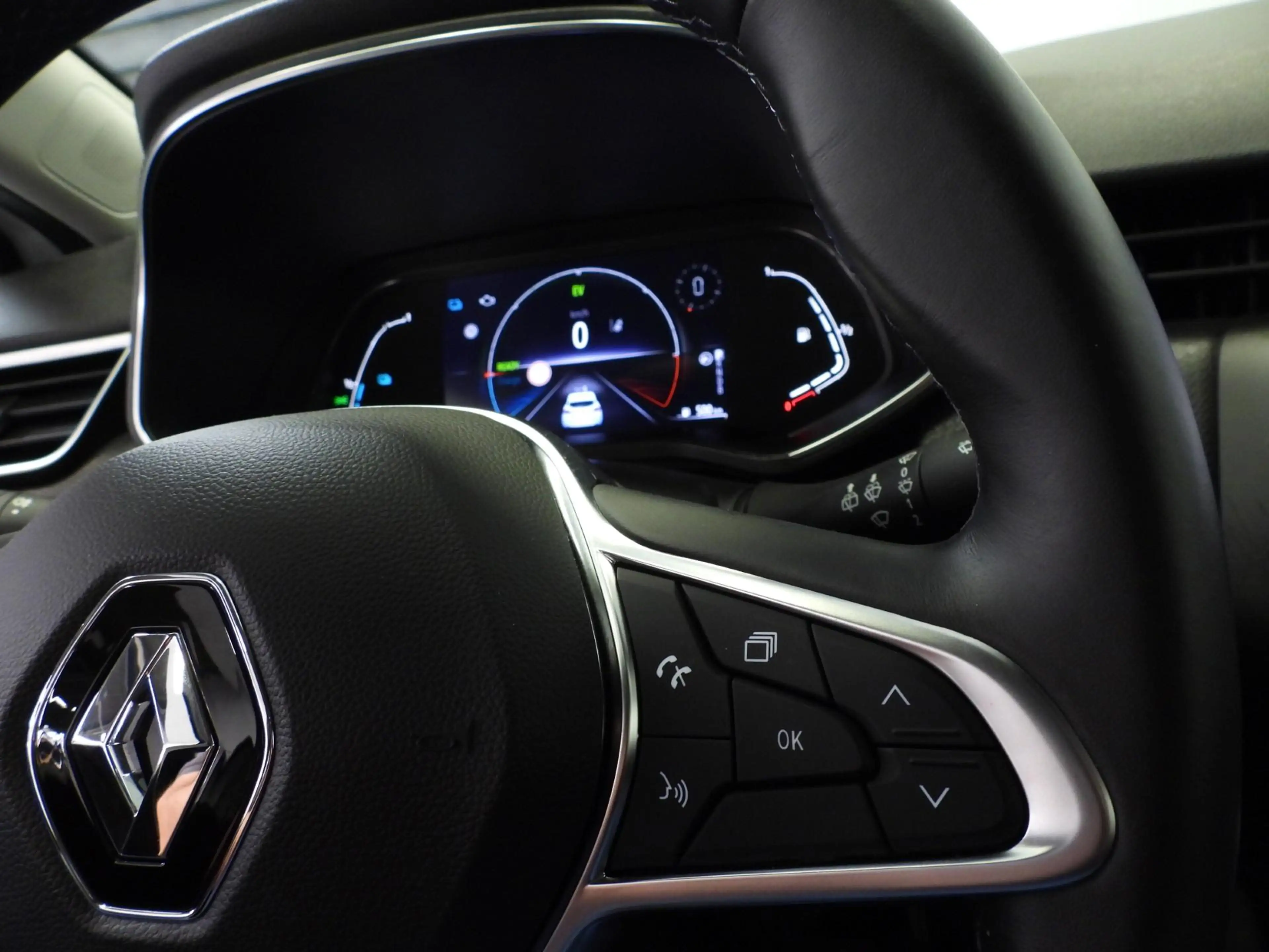 Renault Clio 1.6 E-Tech Hybrid 140 Business Zen NAVI/CAMERA/CRU — photo 15