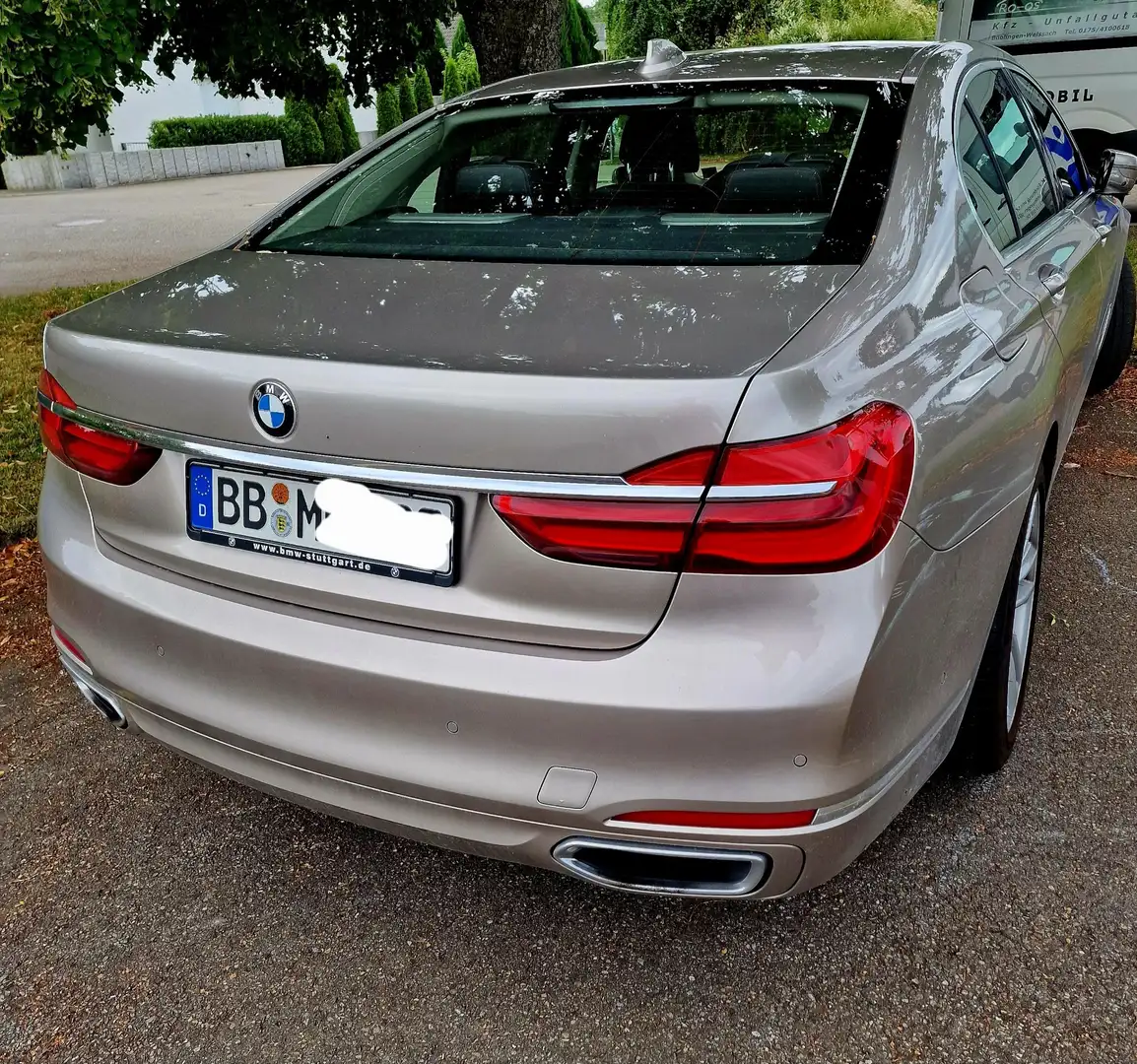 BMW 750 ix Laserl., 8-fach Ber., Harman-Kardon Bronze - 2
