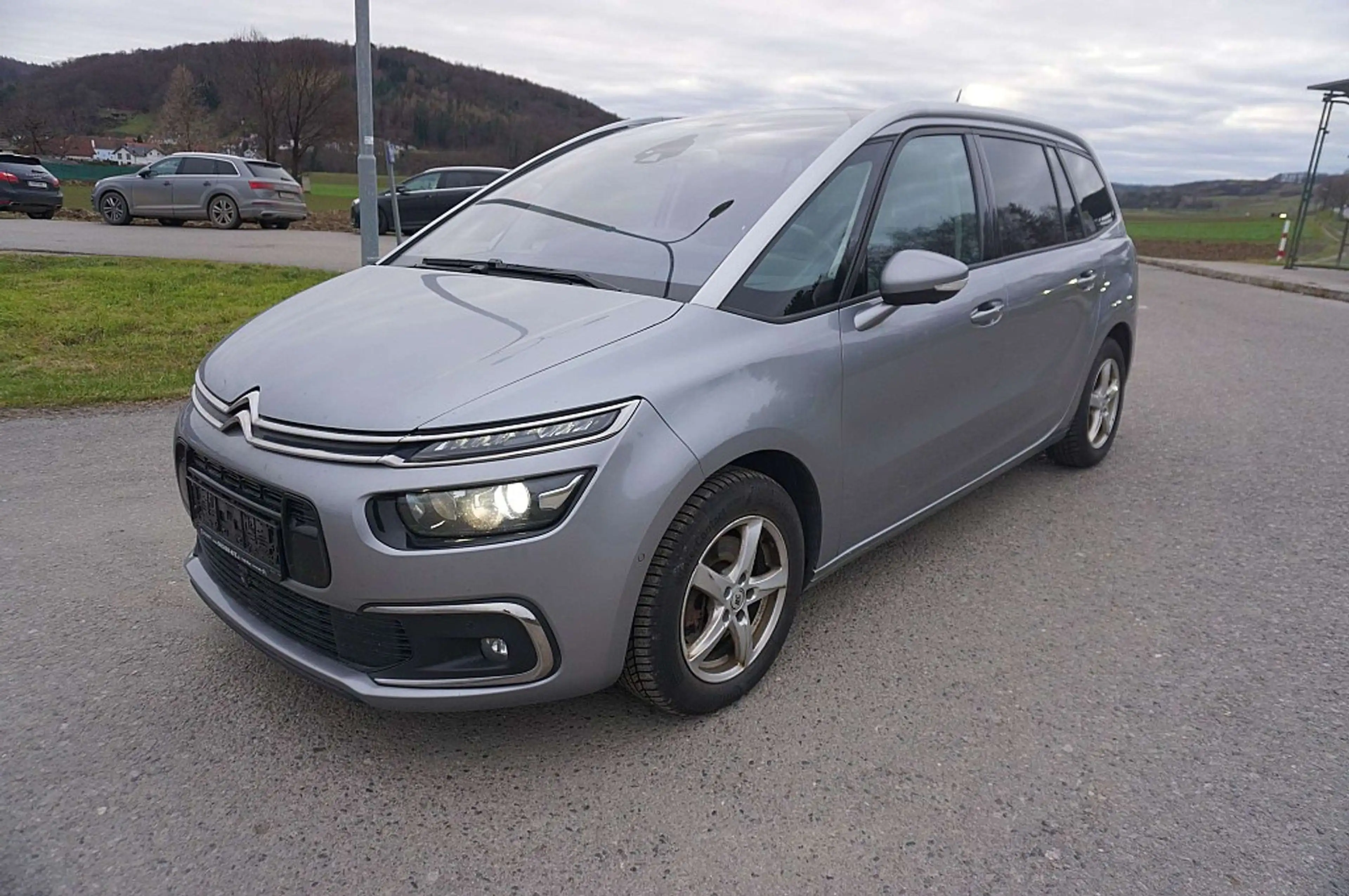 Citroen C4 SpaceTourer Grand C4 SpaceTourer Grand C4 Spacetourer BlueH... — photo 7