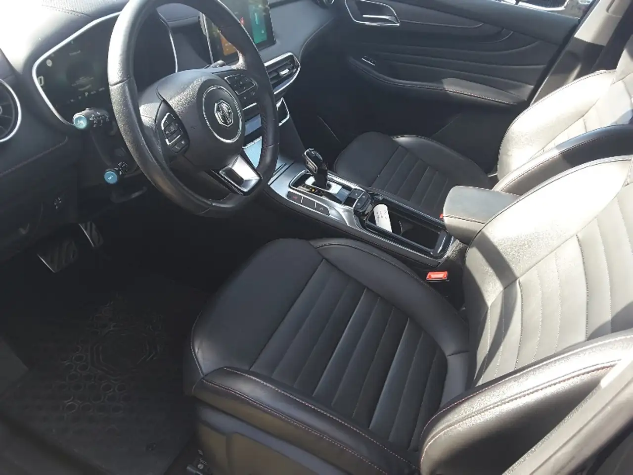 MG HS 1.5 T-GDi Luxury DCT, миниатюра 9