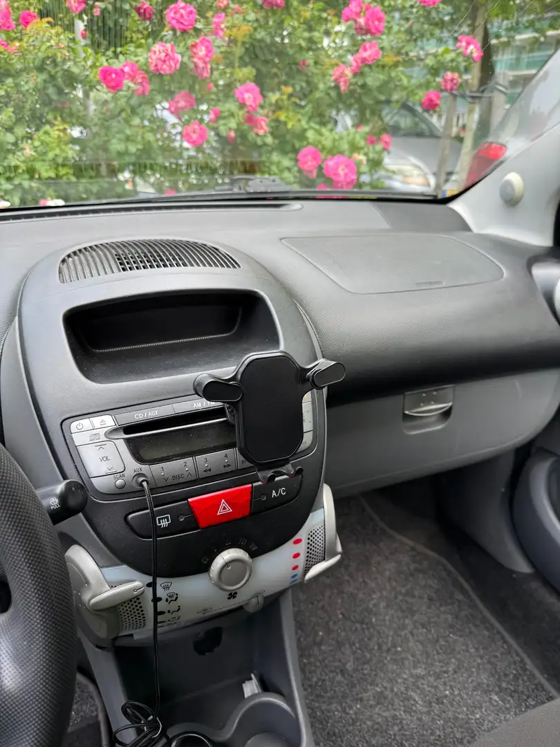 Toyota Aygo Aygo 1.0-12V Comfort airco 5 deurs Plateado - 2
