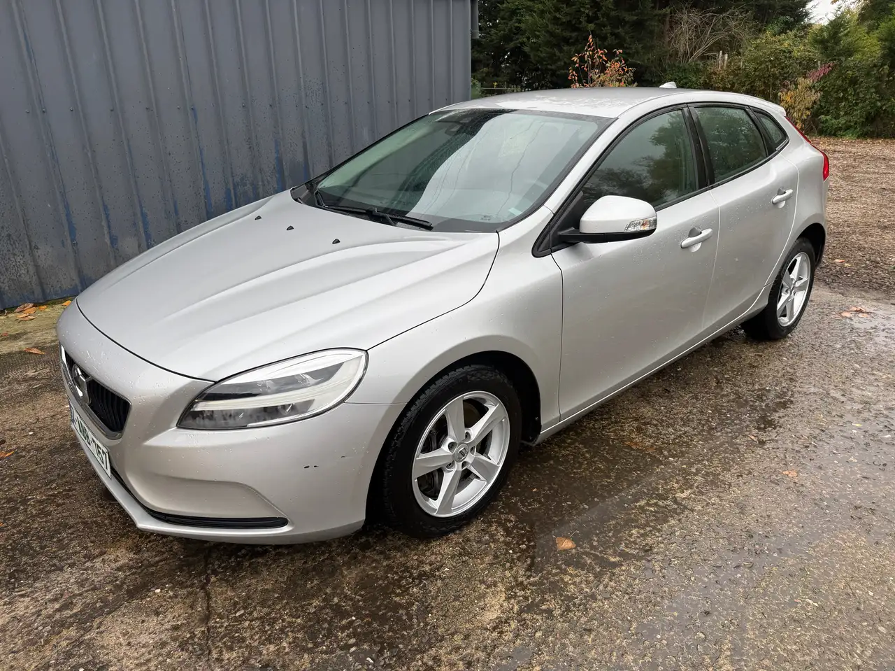 Volvo V40