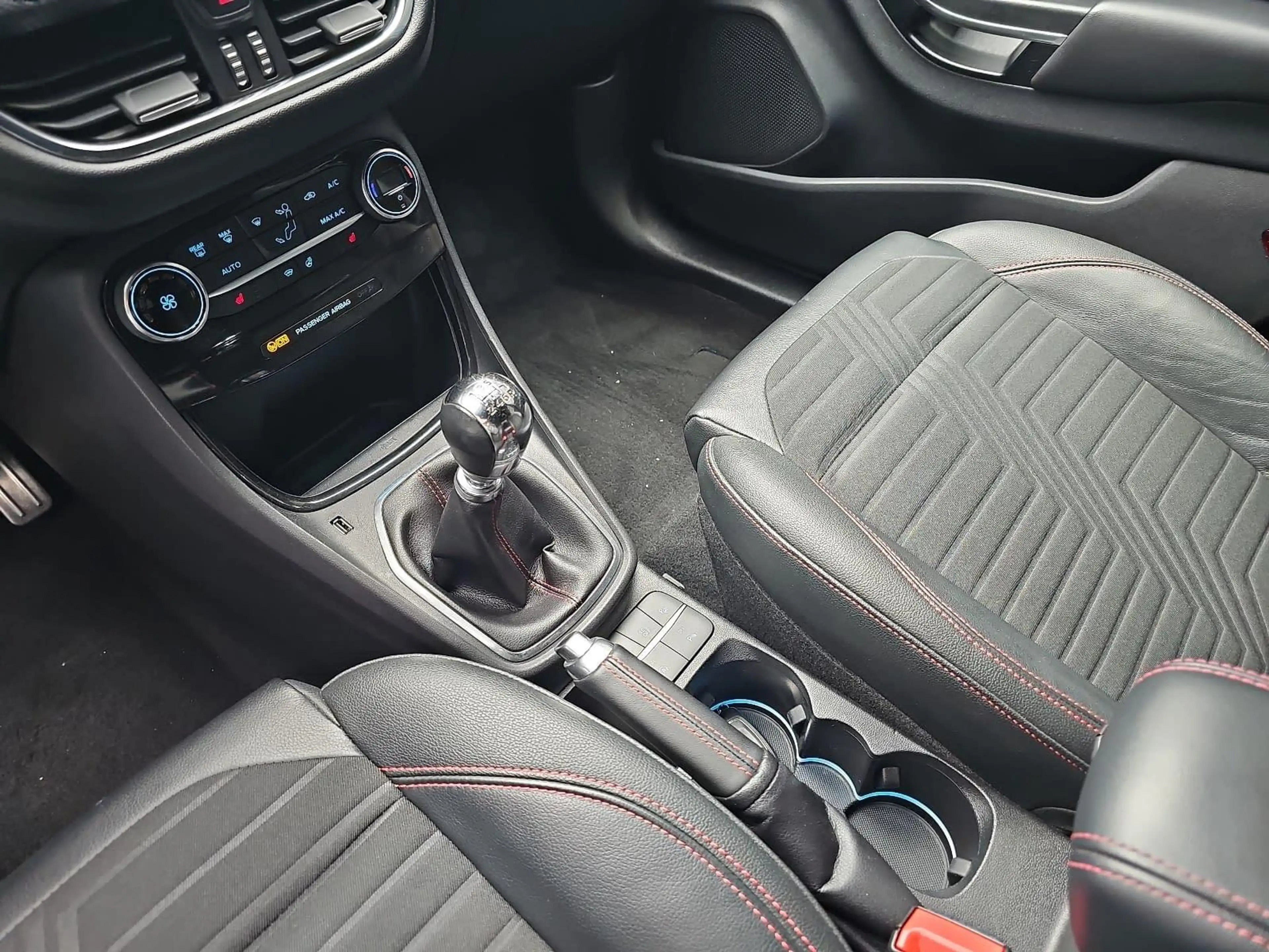 Ford Puma Puma 1.0 EcoBoost ST-Line Navi LED LM19 — photo 13