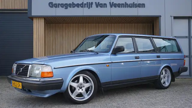 Volvo 240 245 2.3 Turbo 250PK B230FK Leder Airco 17inch Eike
