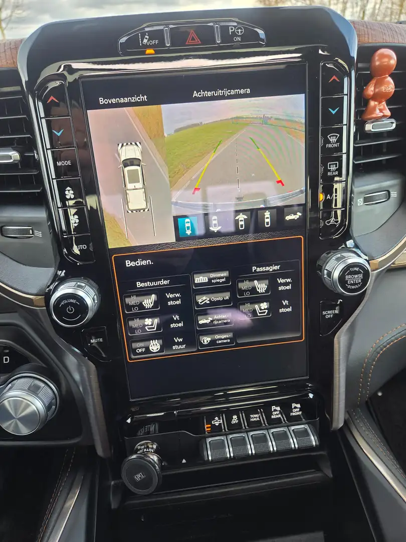 Dodge RAM 1500 Gris - 2