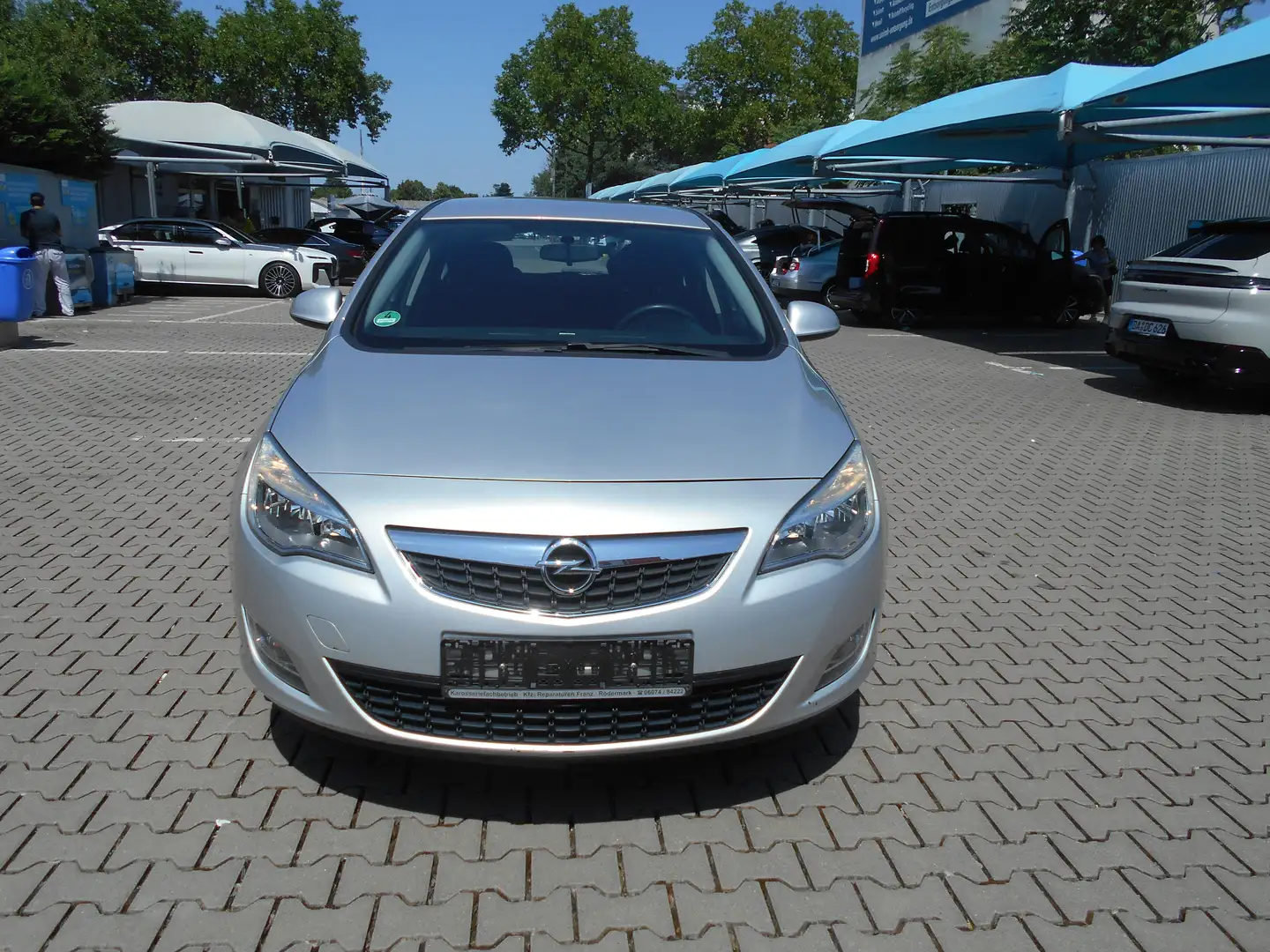Opel Astra Selection/EURO 5 Grau - 1