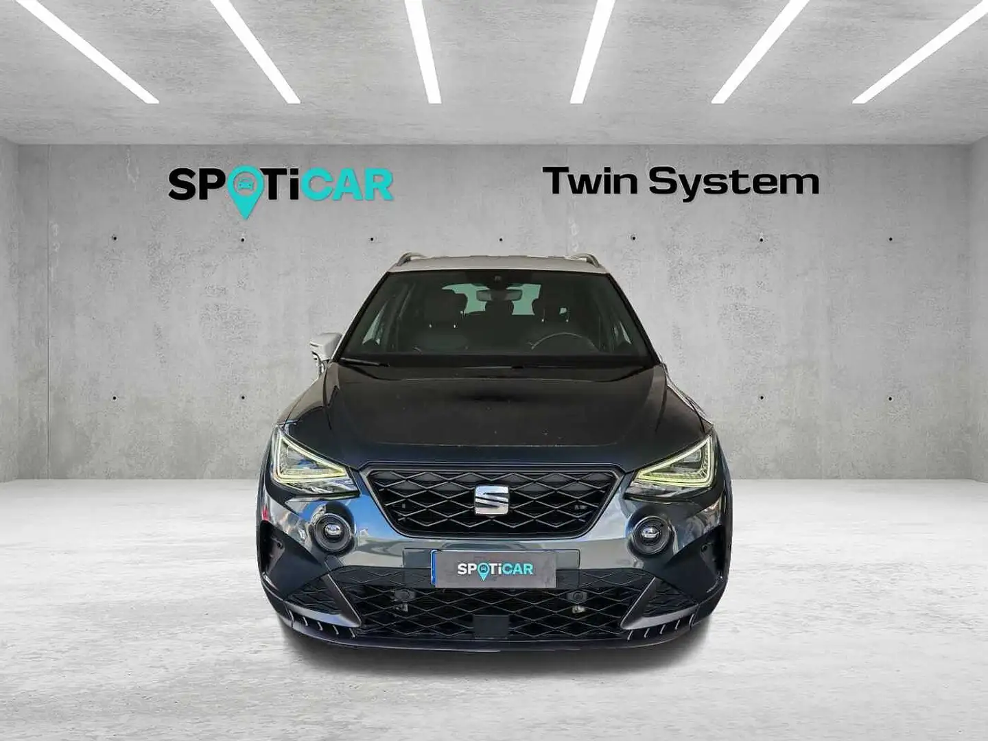 SEAT Arona 1.0 EcoTSI 110 CV FR Grigio - 2