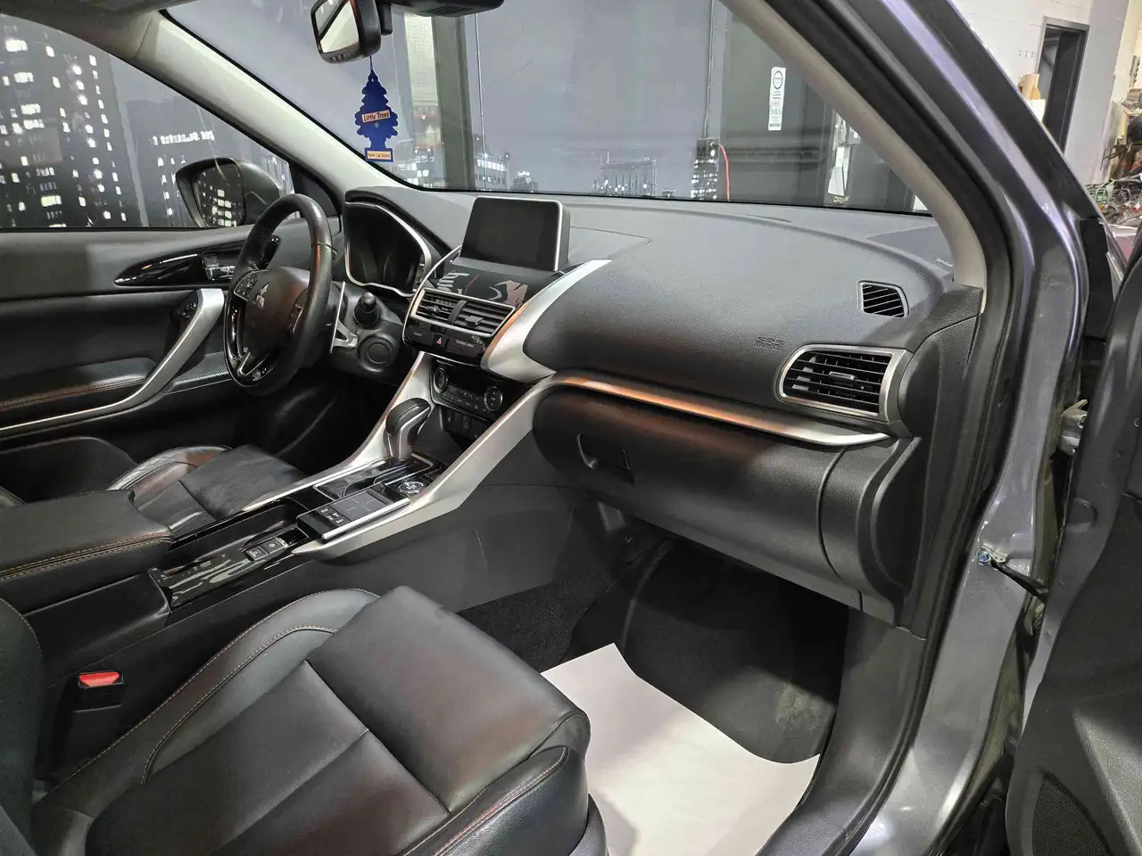 Mitsubishi Eclipse Cross fotografie Mitsubishi Eclipse Cross