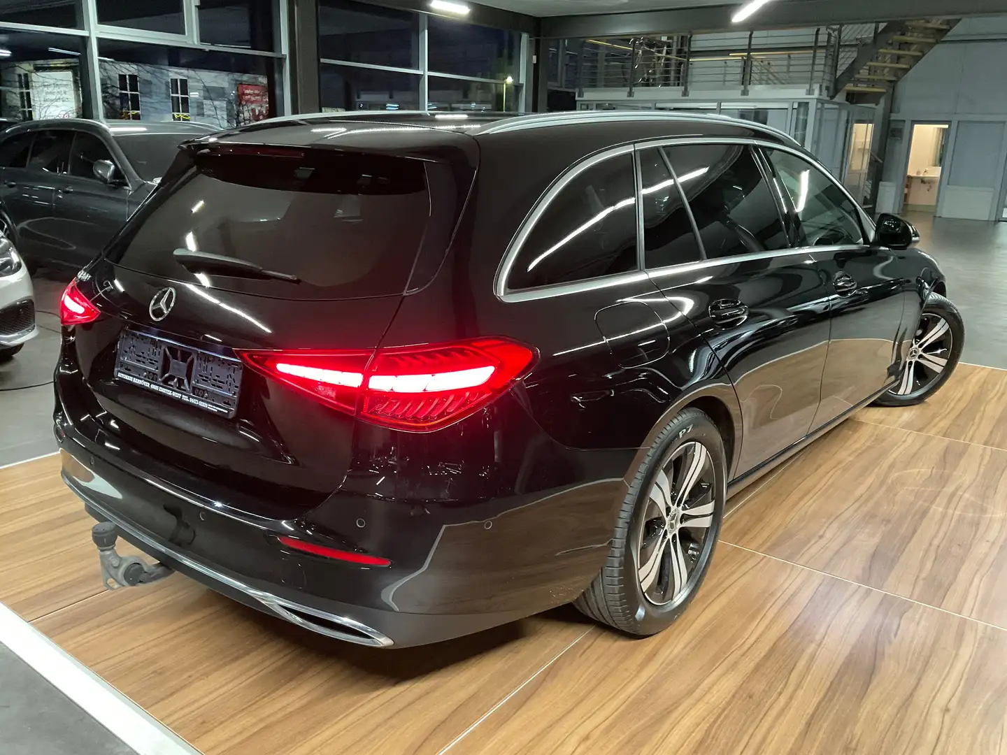 Mercedes-Benz C 180 C 180 T Avantgarde SPUR/AHK/FLA/KAMERA/DAB Schwarz - 2