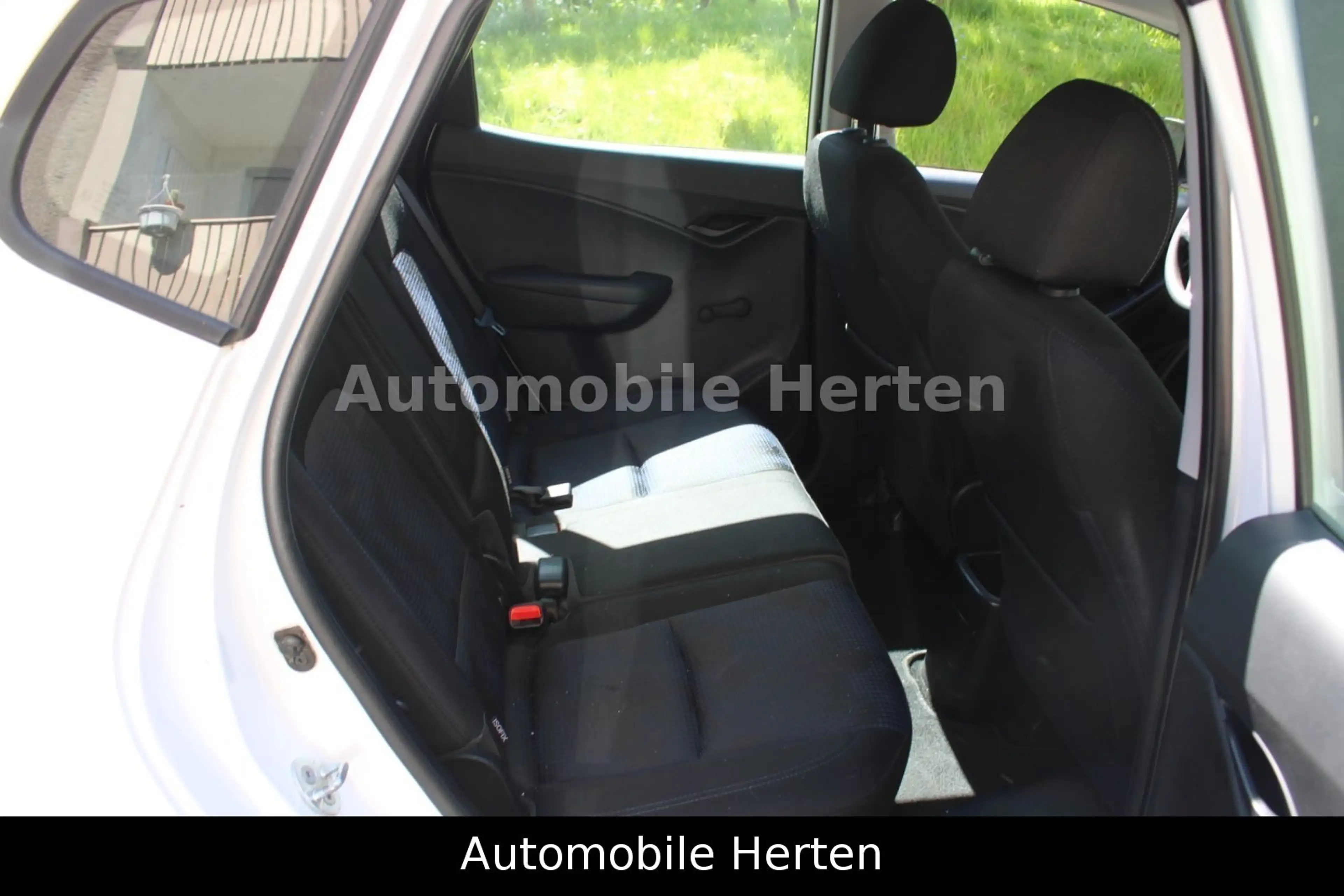 Hyundai iX20 1.4 Classic*KLIMA*SHZ*KLIMA! — photo 6