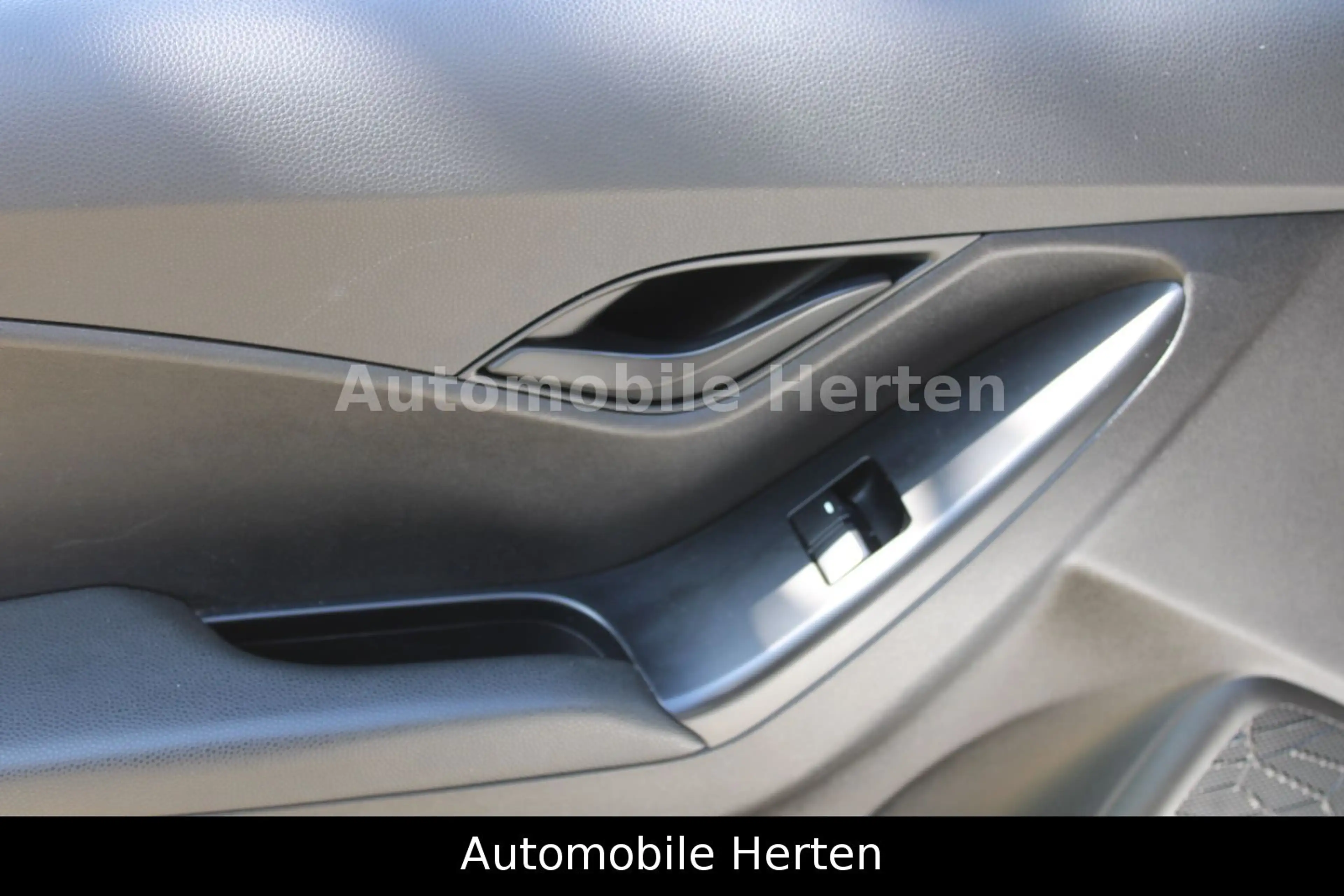 Hyundai iX20 1.4 Classic*KLIMA*SHZ*KLIMA! — photo 13
