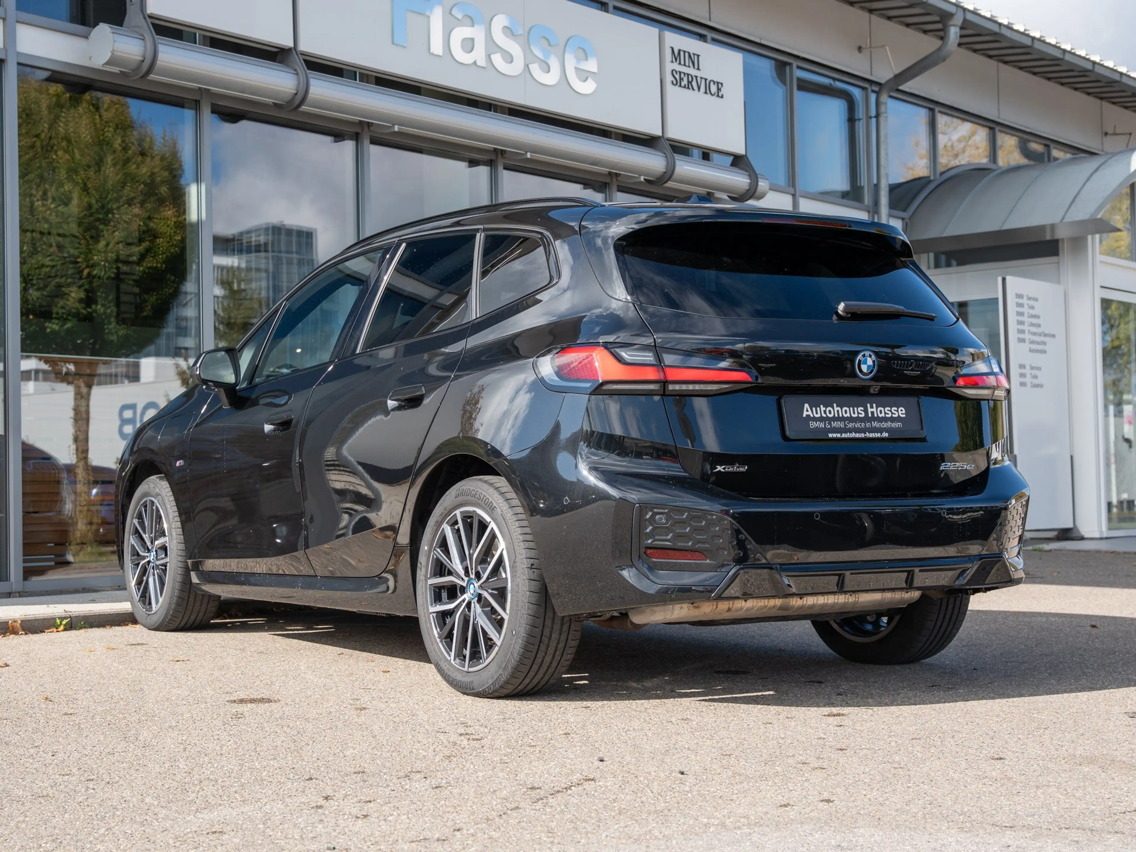 BMW 225 e xDrive Active Tourer M-Sport PANO DA+ 360° HUD — photo 2