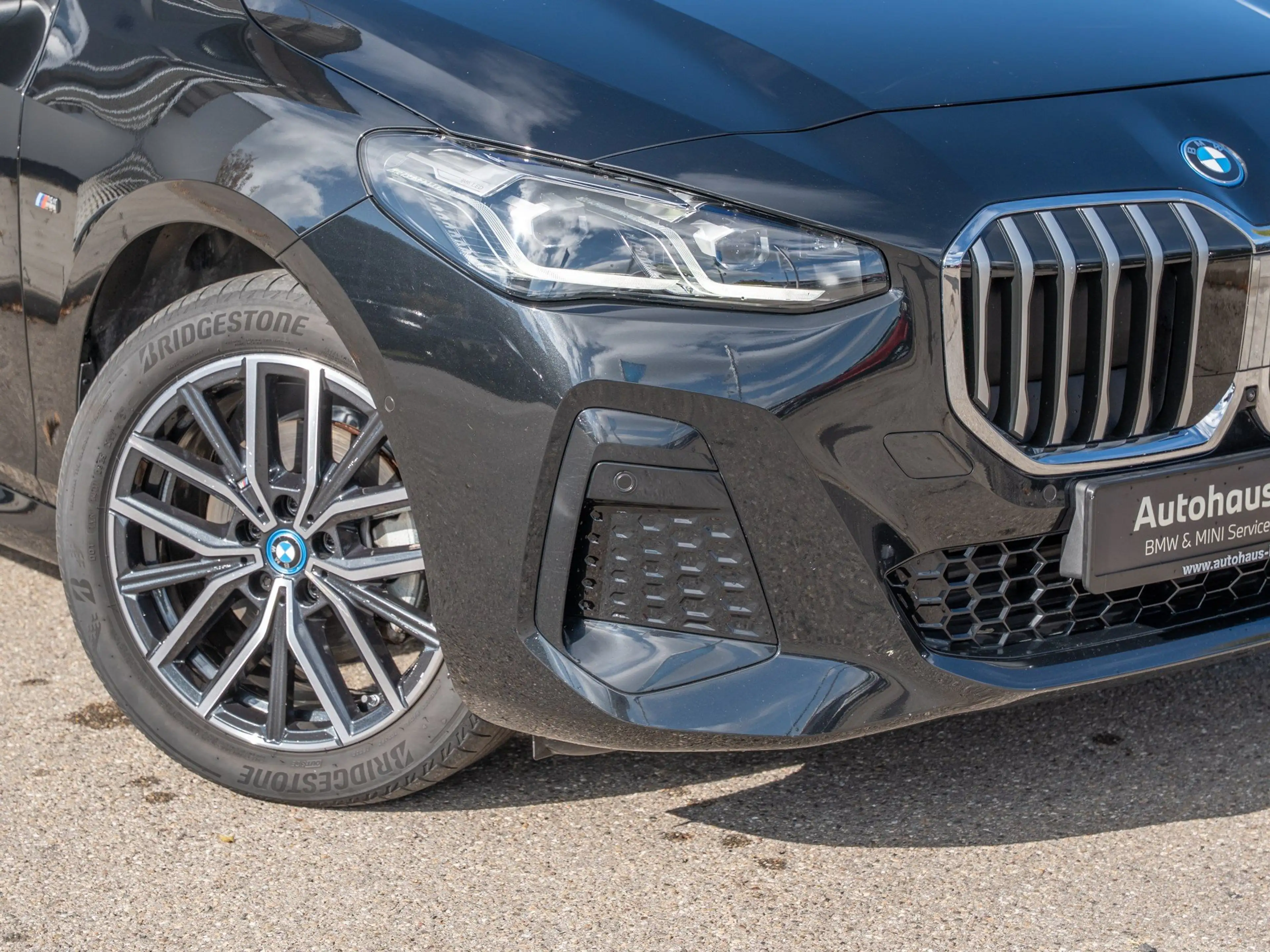 BMW 225 e xDrive Active Tourer M-Sport PANO DA+ 360° HUD — photo 15