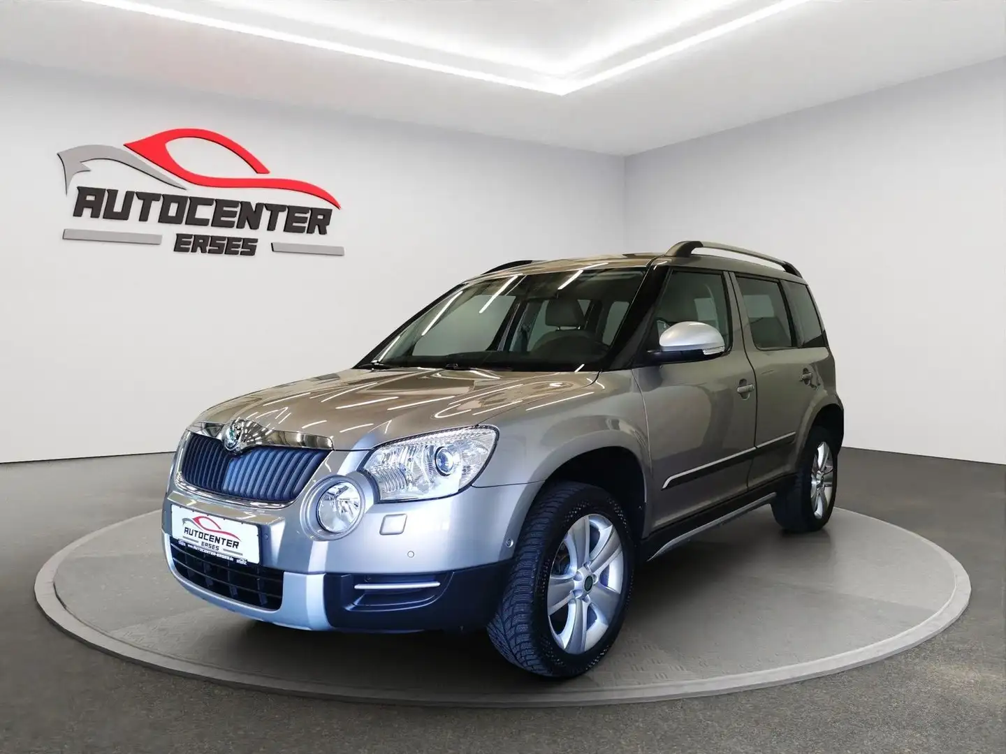 Skoda Yeti Elegance Plus Edition 4x4 Navi Leder PDC Beige - 2