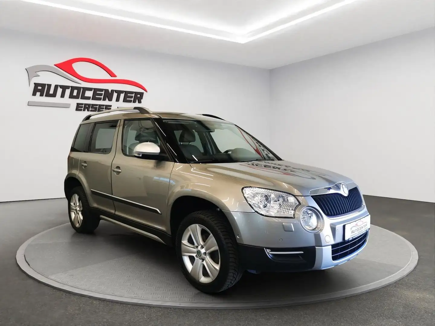 Skoda Yeti Elegance Plus Edition 4x4 Navi Leder PDC Beige - 1