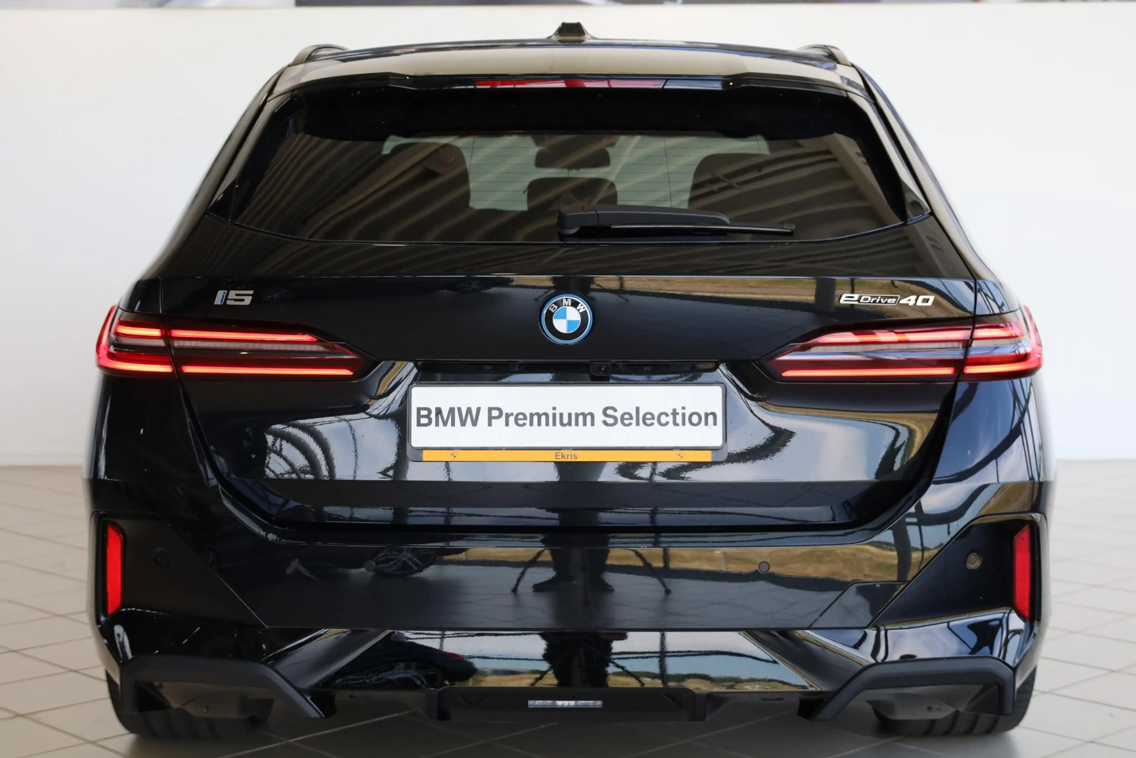 BMW i5 Touring eDrive40 | M Sport Pro | Panoramadak | Dri — photo 5