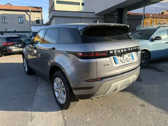 Land Rover Range Rover Evoque view 3