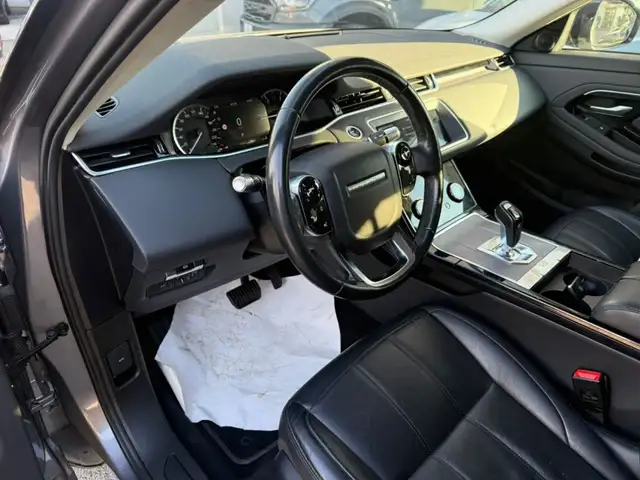 Land Rover Range Rover Evoque view 11