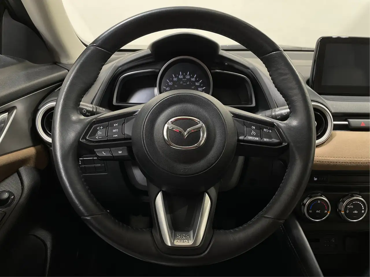 Mazda CX-3 снимка Mazda CX-3