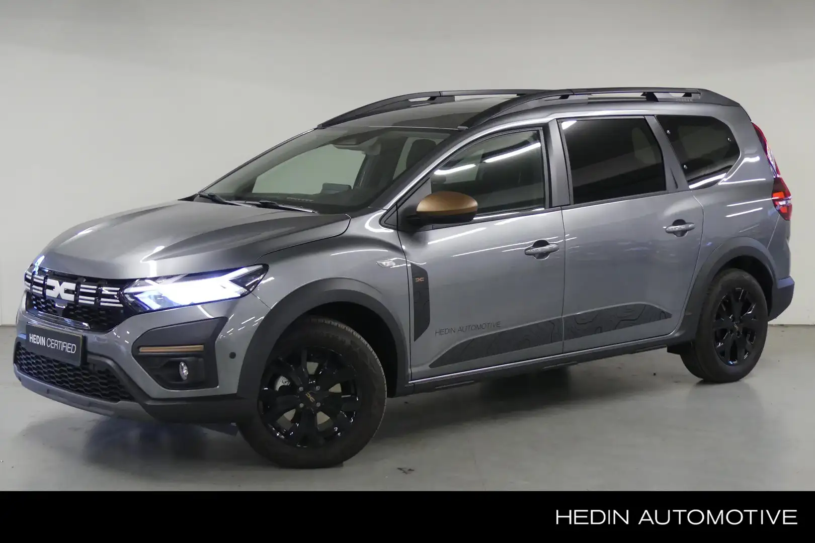 Dacia Jogger 1.6 Hybrid 140 Extreme 7p. | MediaNav Multimedia & Grijs - 1