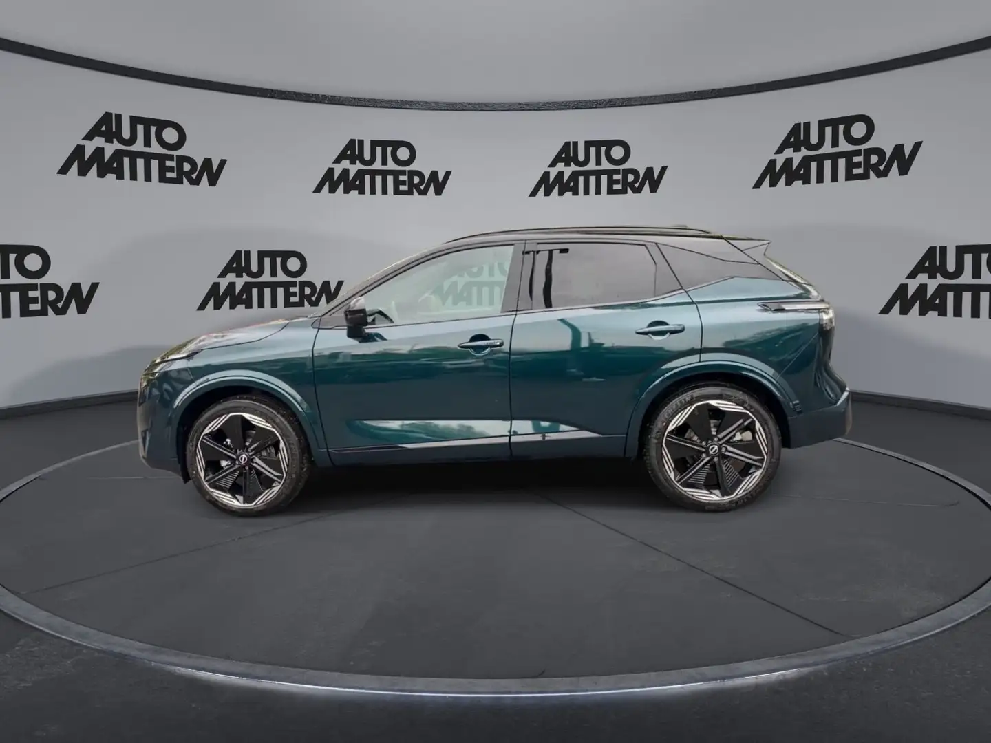 Nissan Qashqai 1.3 DIG-T MHEV N-Design Bose 360° BFS Grün - 2